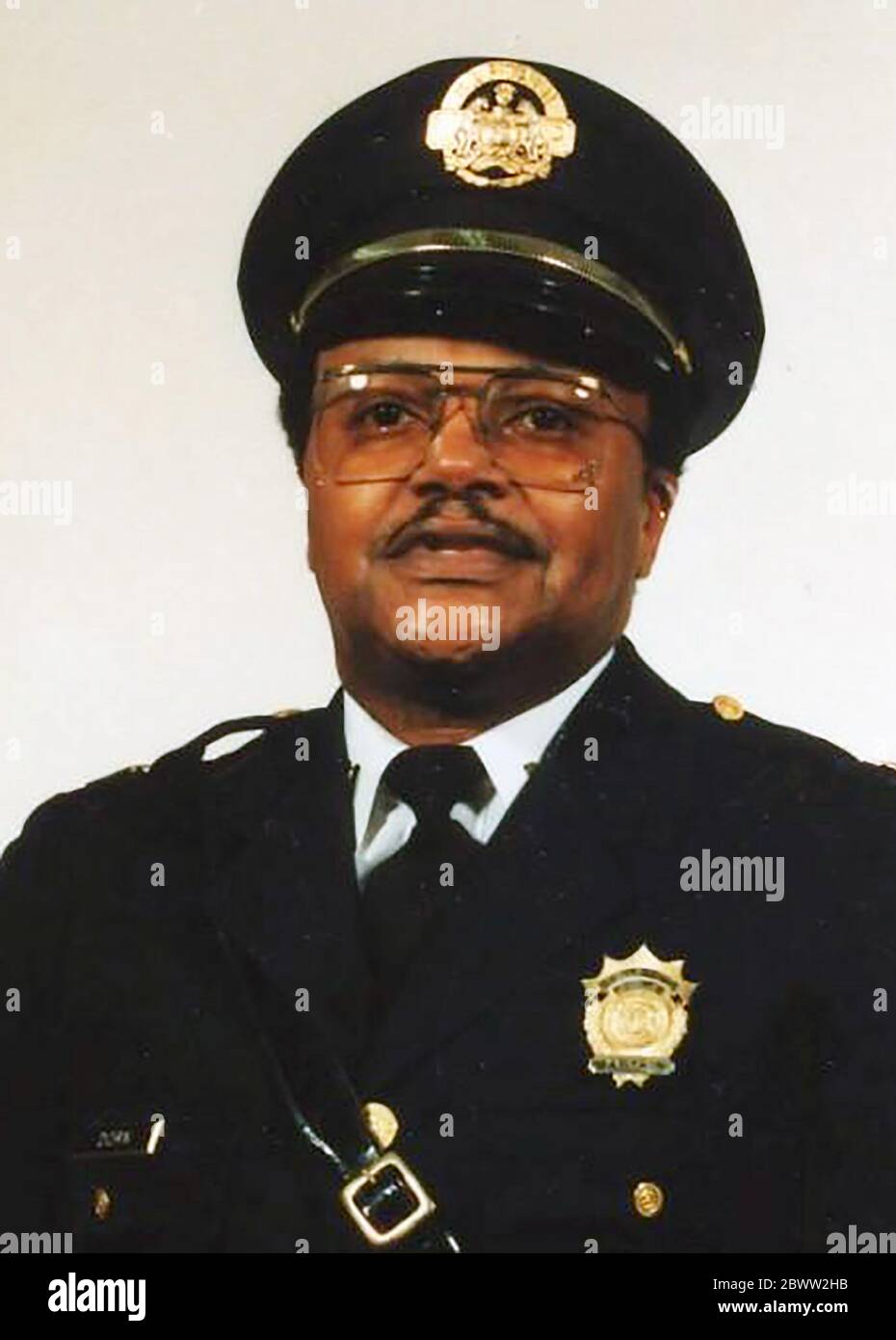 St. Louis, Stati Uniti. 03 giugno 2020. Il capitano della polizia di St. Louis, David Dorn, è stato ucciso e ucciso fuori da un negozio di pedine saccheggiate durante le rivolte a St. Louis martedì 2 giugno 2020. La polizia ha trovato il Dorn di 77 anni ucciso fuori del Lee's Pawn e negozio di gioielli, dove aveva lavorato come sicurezza. Nel 2008 Dorn fu assunto come capo della polizia di Moline Acres dopo aver trascorso 38 anni con il Dipartimento di polizia di St. Louis. Foto di St. Louis Metropolitan Police Department/UPI Credit: UPI/Alamy Live News Foto Stock