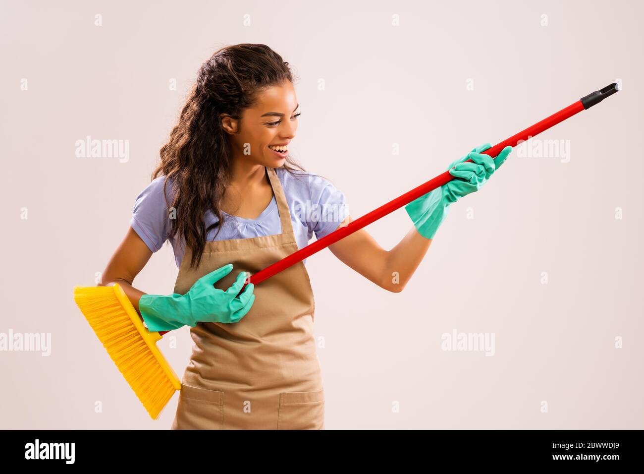 Scopa domestica immagini e fotografie stock ad alta risoluzione - Alamy
