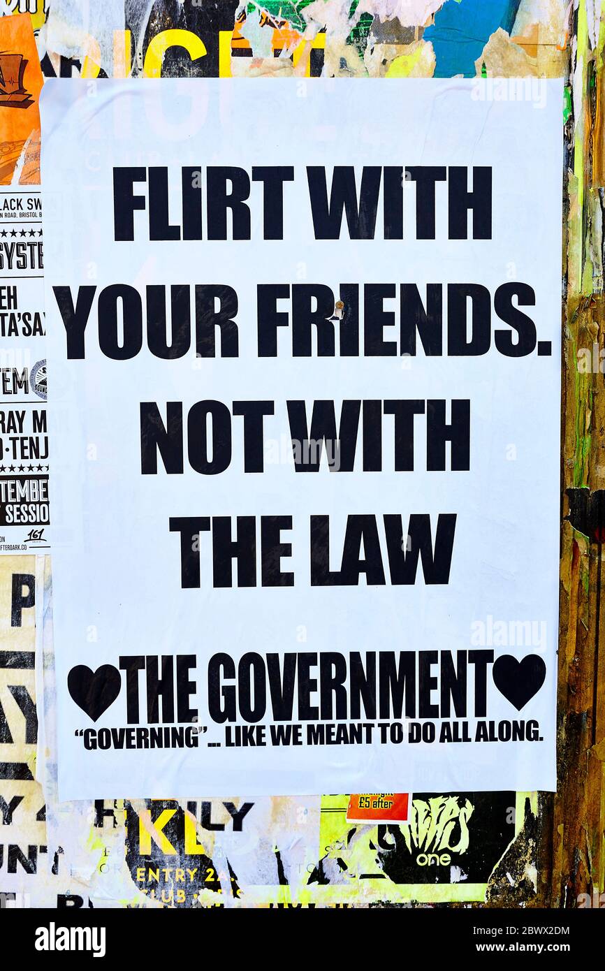 Flirt con i tuoi amici, non con il manifesto di legge a Bristol, Inghilterra Regno Unito Foto Stock