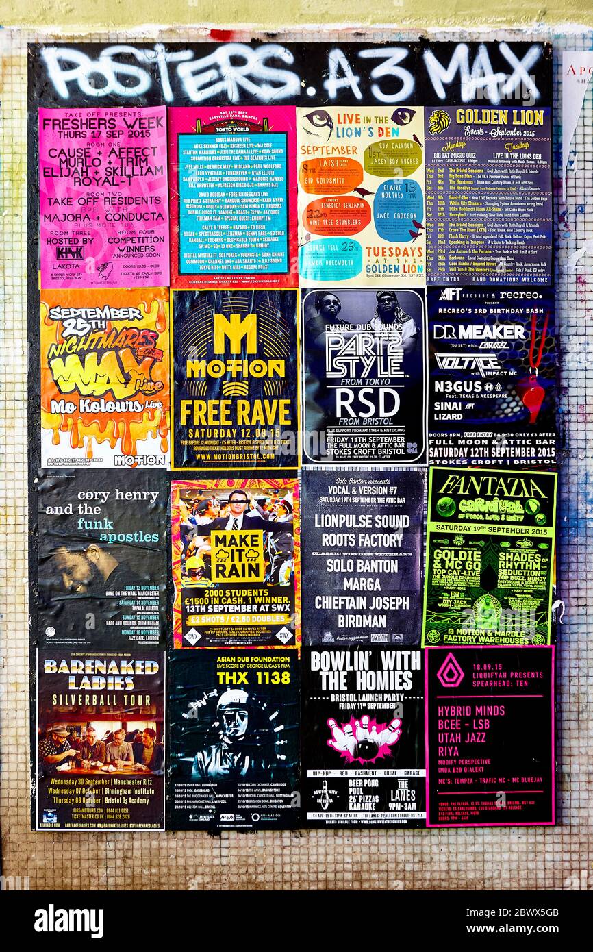 Posters musicali a Bristol, Regno Unito, Inghilterra Foto Stock
