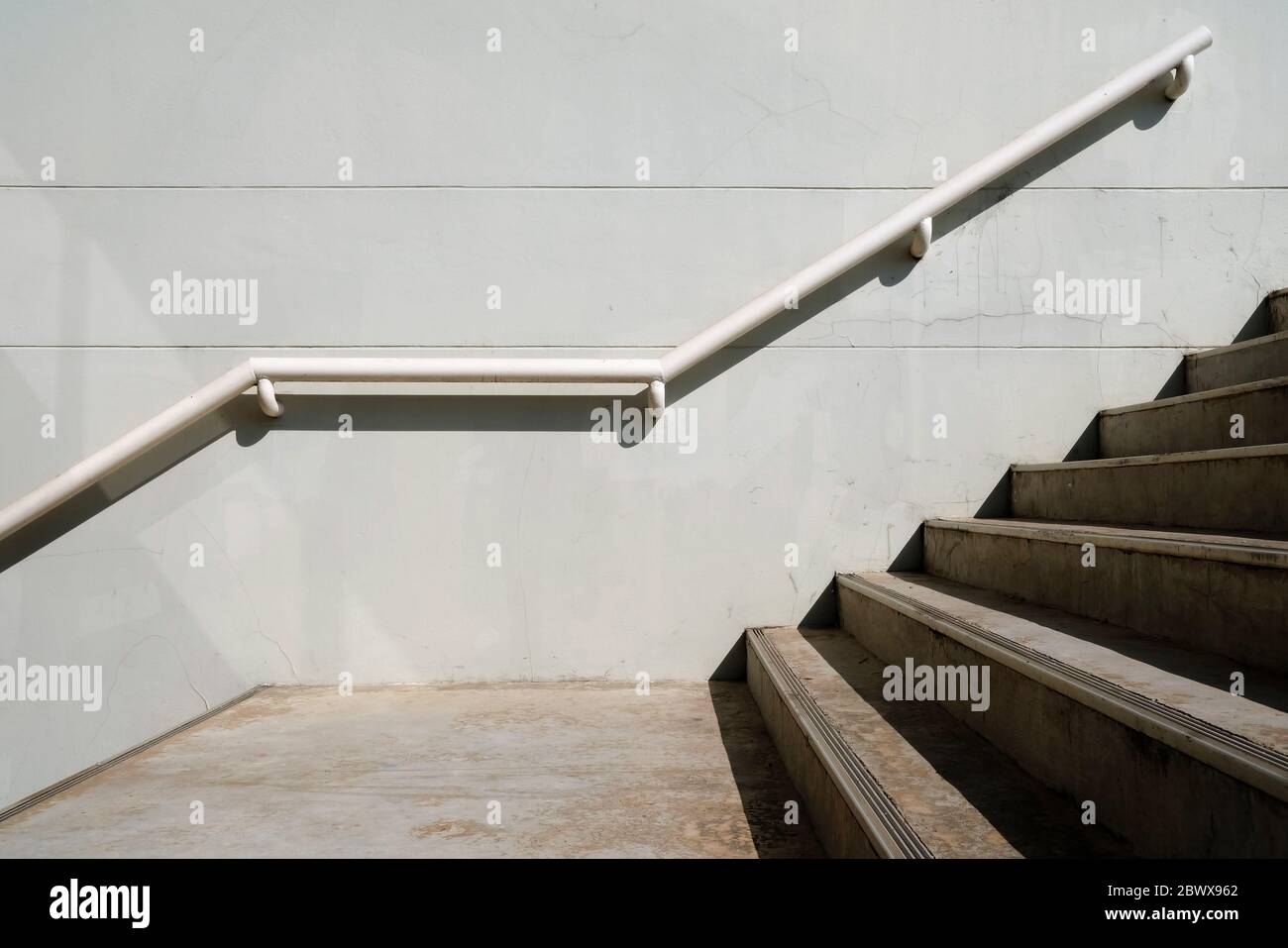 Scala in cemento nello Stadio Sport sfondo. Foto Stock