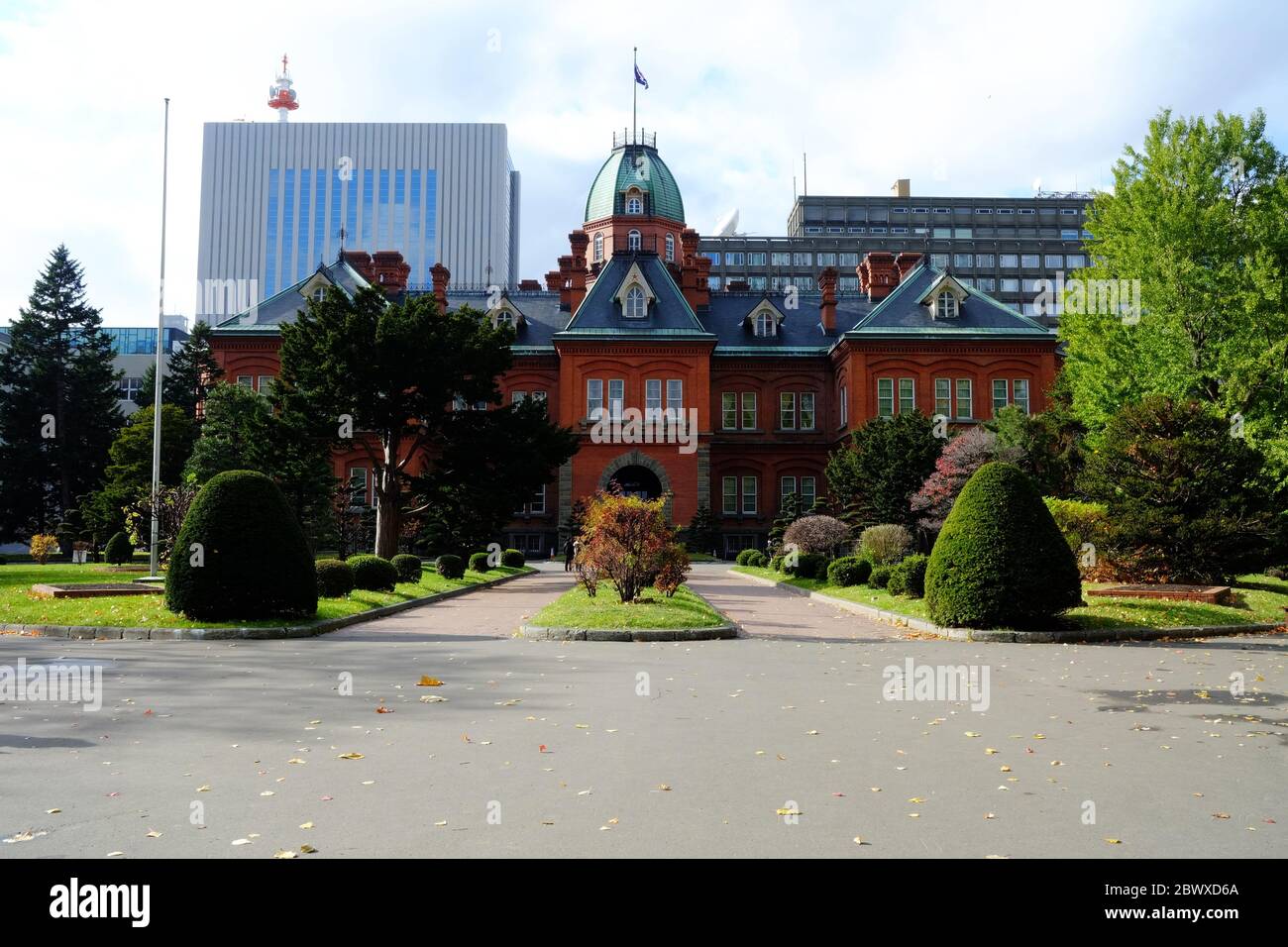 SAPPORO, GIAPPONE - 12 NOVEMBRE 2019: Ex edificio del governo di Hokkaido nella stagione autunnale, dove è un famoso punto di riferimento a Chuo-ku Sapporo, Hok Foto Stock