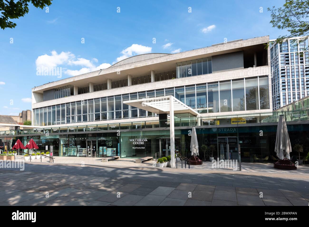 Royal Festival Hall, South Bank di Londra, Regno Unito Foto Stock