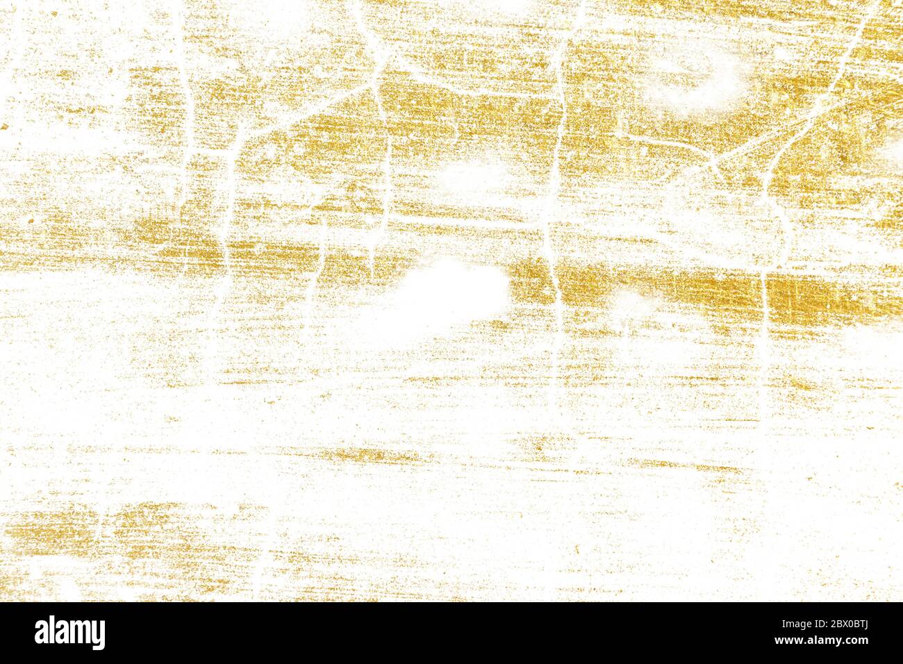L'oro spruzzi la texture. Elemento di disegno della corsa del pennello. Grunge sfondo dorato motivo di crepe, graffi, scheggiature, macchie, macchie di inchiostro, linee Foto Stock