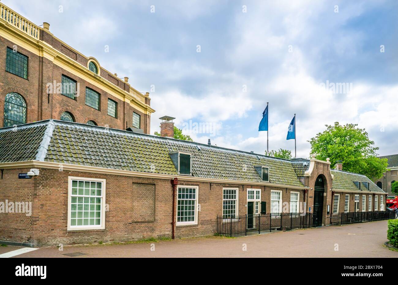 Amsterdam maggio 18 2018 - ingresso della sinagoga portoghese situata presso la piazza Meester Visser, nel vecchio quartiere ebraico di Amsterdam Foto Stock