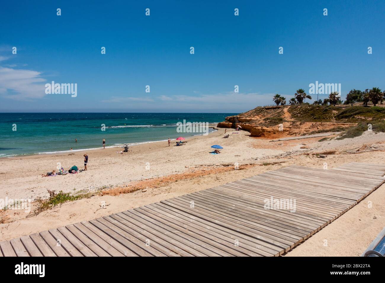 osservare la distanza sociale Foto Stock