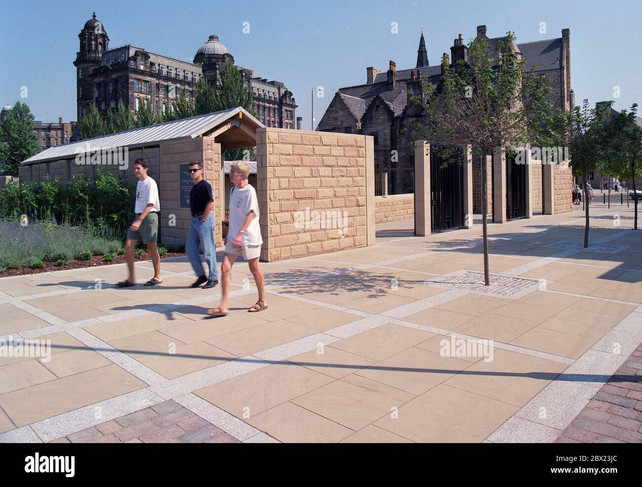 1995, scena di strada intorno Provands Lordship, Glasgow, Scozia centrale, Regno Unito Foto Stock