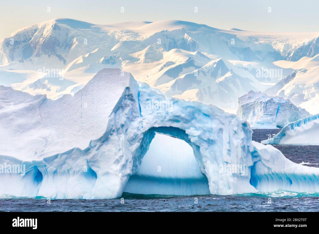 Antarctica, Southern Ocean, Antarctic Peninsula, Graham Land, iceberg drifting during navigation to Detaille Island Foto Stock