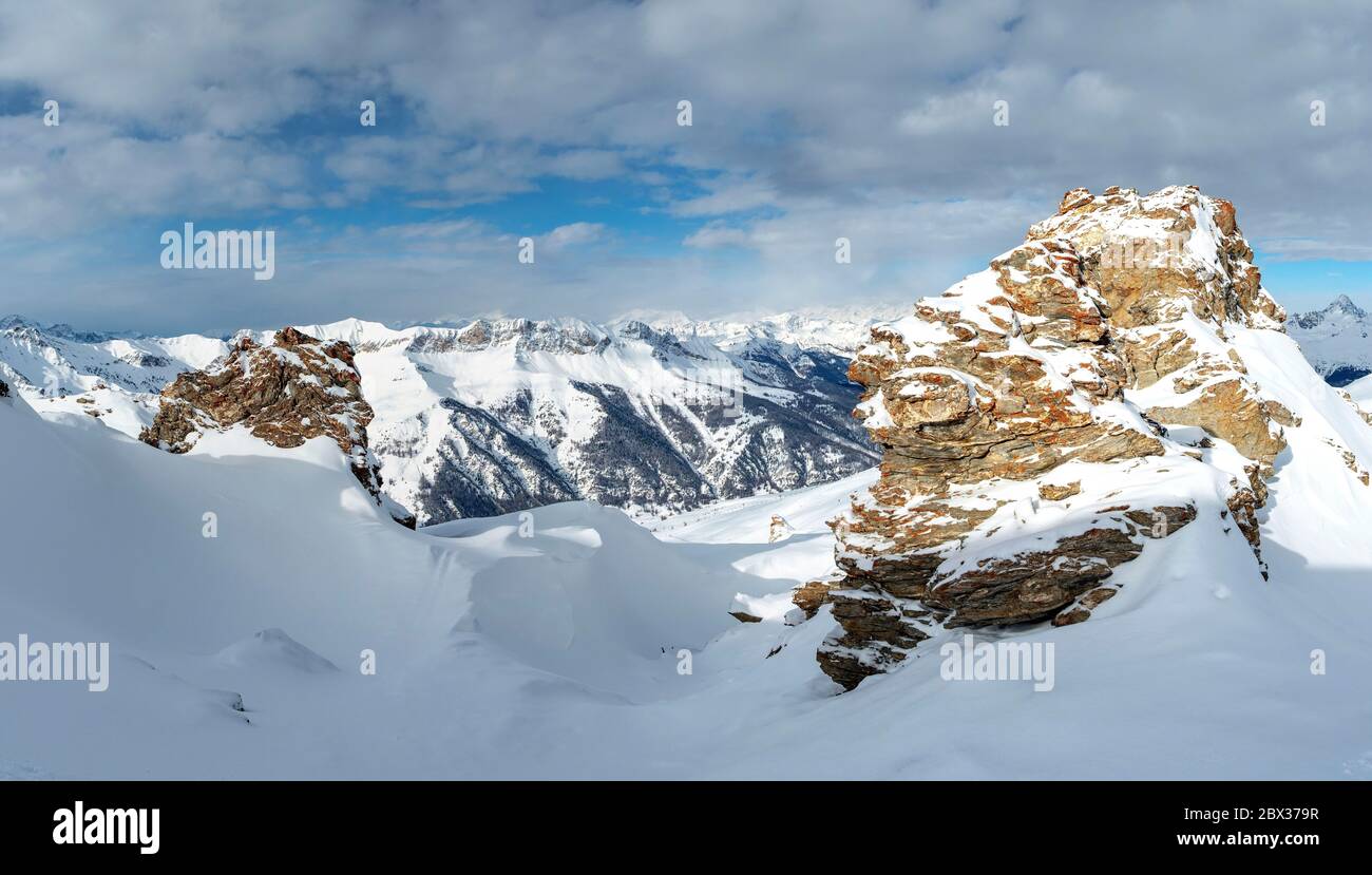 Francia, Hautes-Alpes (05), Parco Naturale Regionale di Queyras, Saint-Véran, etichettato i più bei villaggi di Francia, salendo verso il Pic de Château Renard Foto Stock