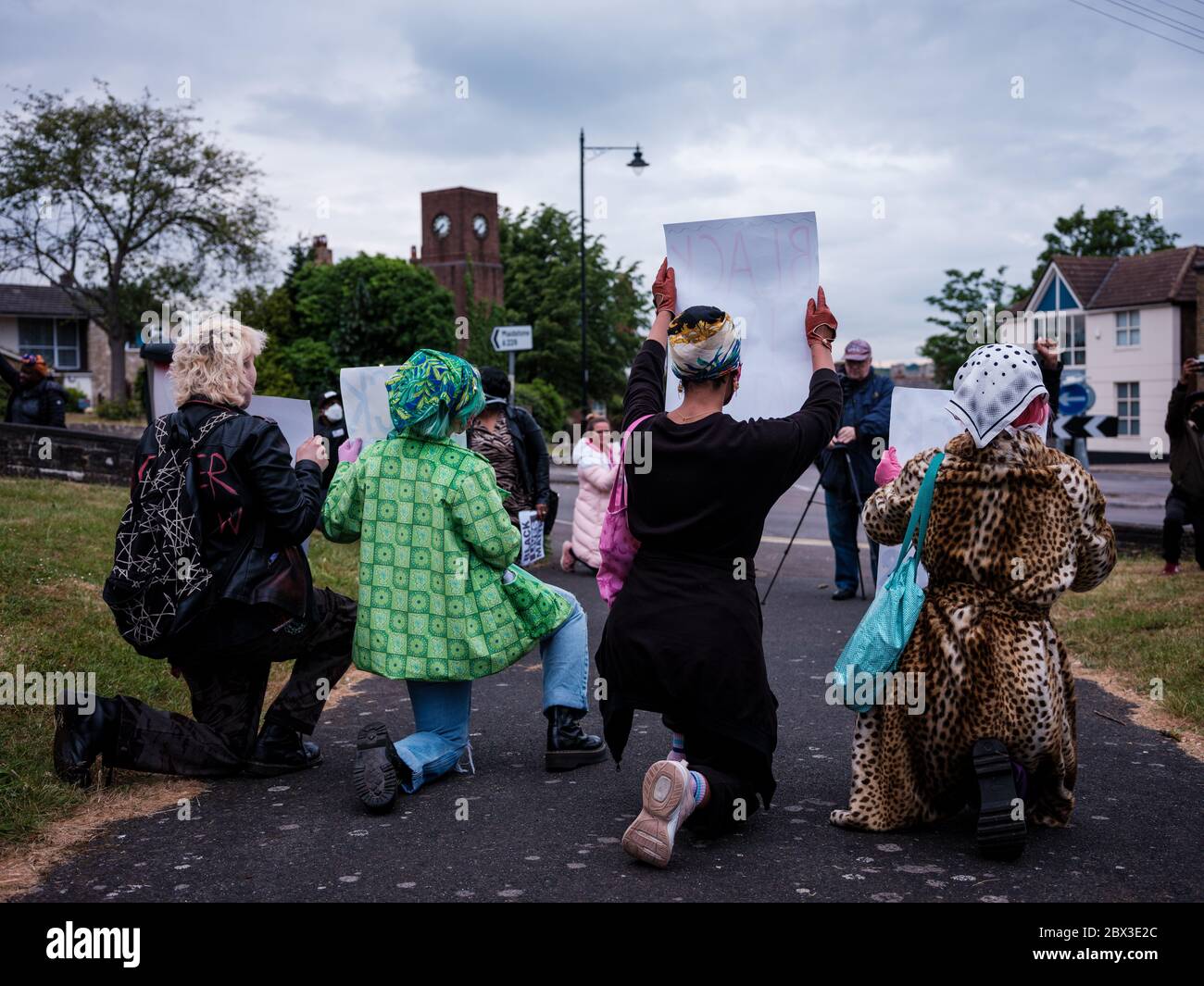 4 Giugno 2020. Rochester, Kent. Regno Unito. I sostenitori del gruppo Black Lives Matter partecipano a una protesta pacifica a Rochester, Kent. Foto Stock