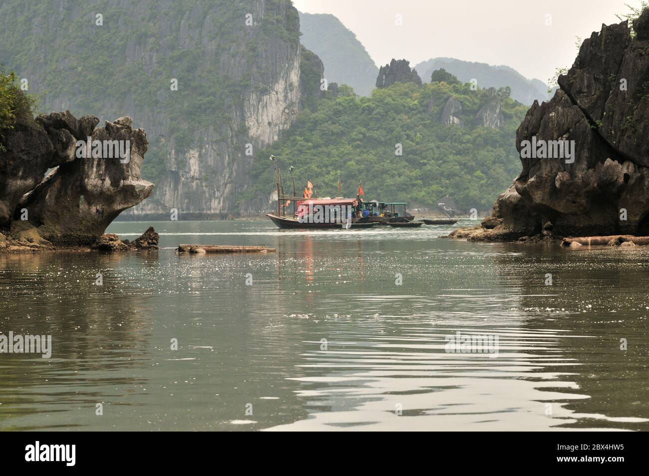 Ha Long Bay, Vietnam posizione turistica Foto Stock