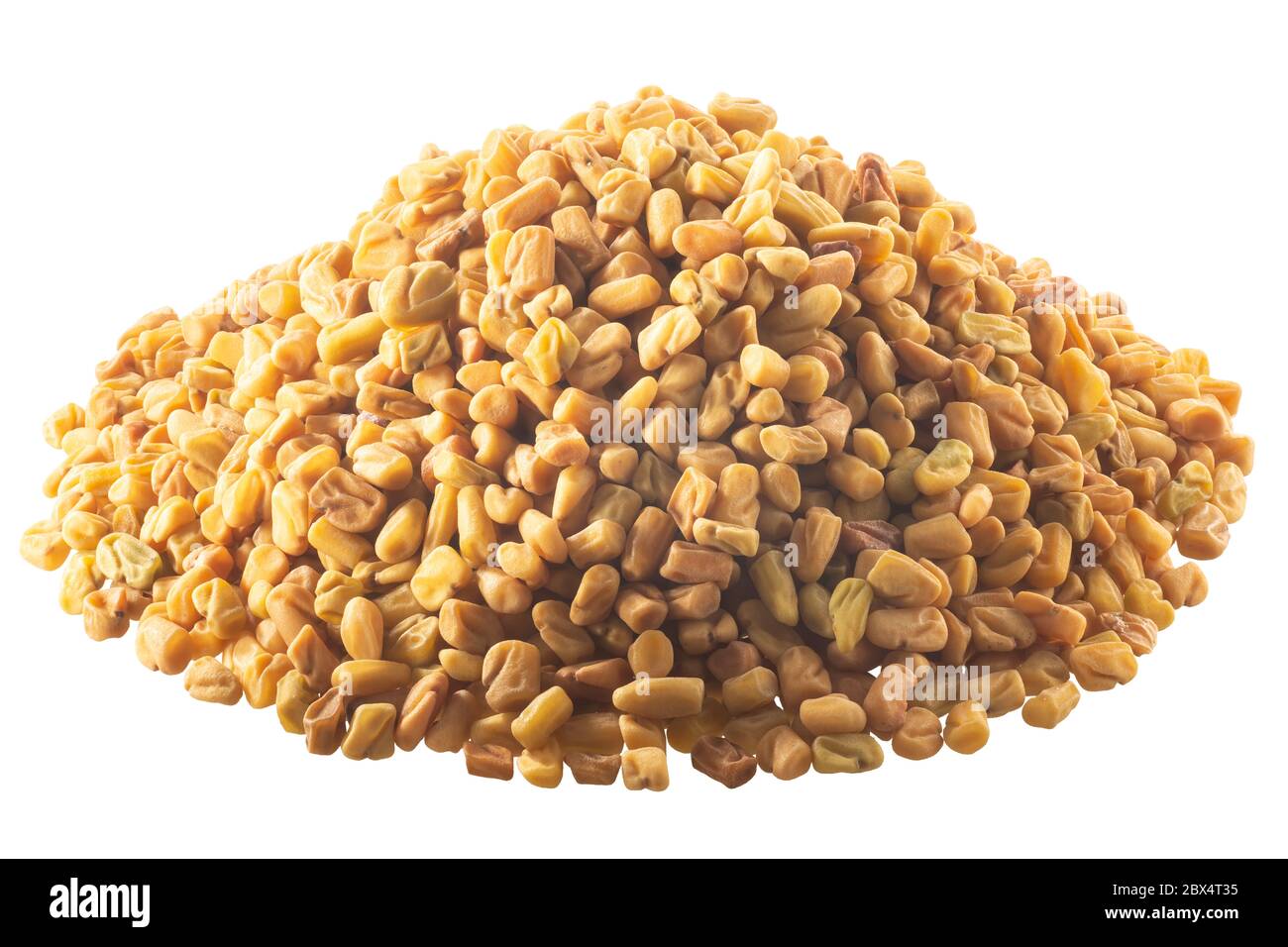 Mucchio di semi di fenugreek (specie di Trigonella) o shambala isolati w sentieri Foto Stock