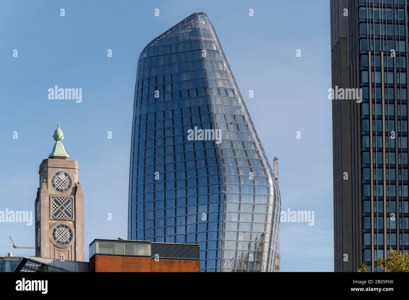 La torre OXO e un Blackfriars nella città di Londra, Inghilterra. Foto Stock