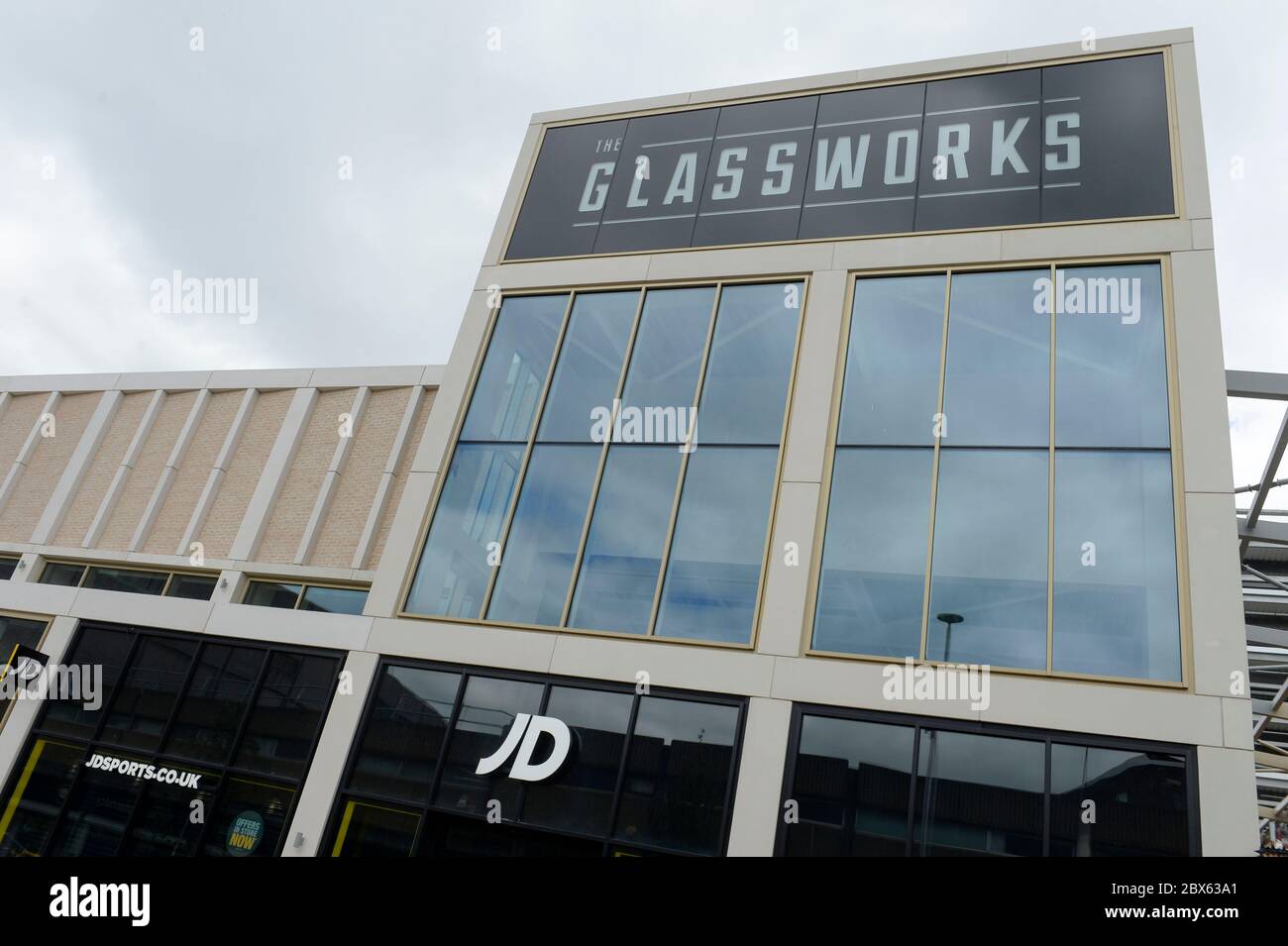 Lo sviluppo di Glassworks è in costruzione nel centro di Barnsley, uno sviluppo tra Queensbury e Barnsley Council Foto Stock