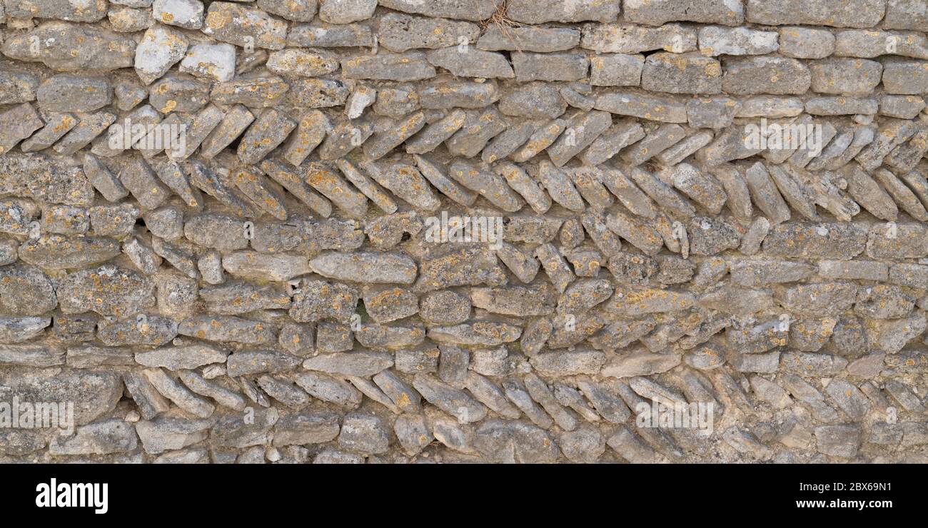 Antico muro di pietra closeup da un antico castello medievale in Carcassonne Francia in web banner modello intestazione panorama Foto Stock