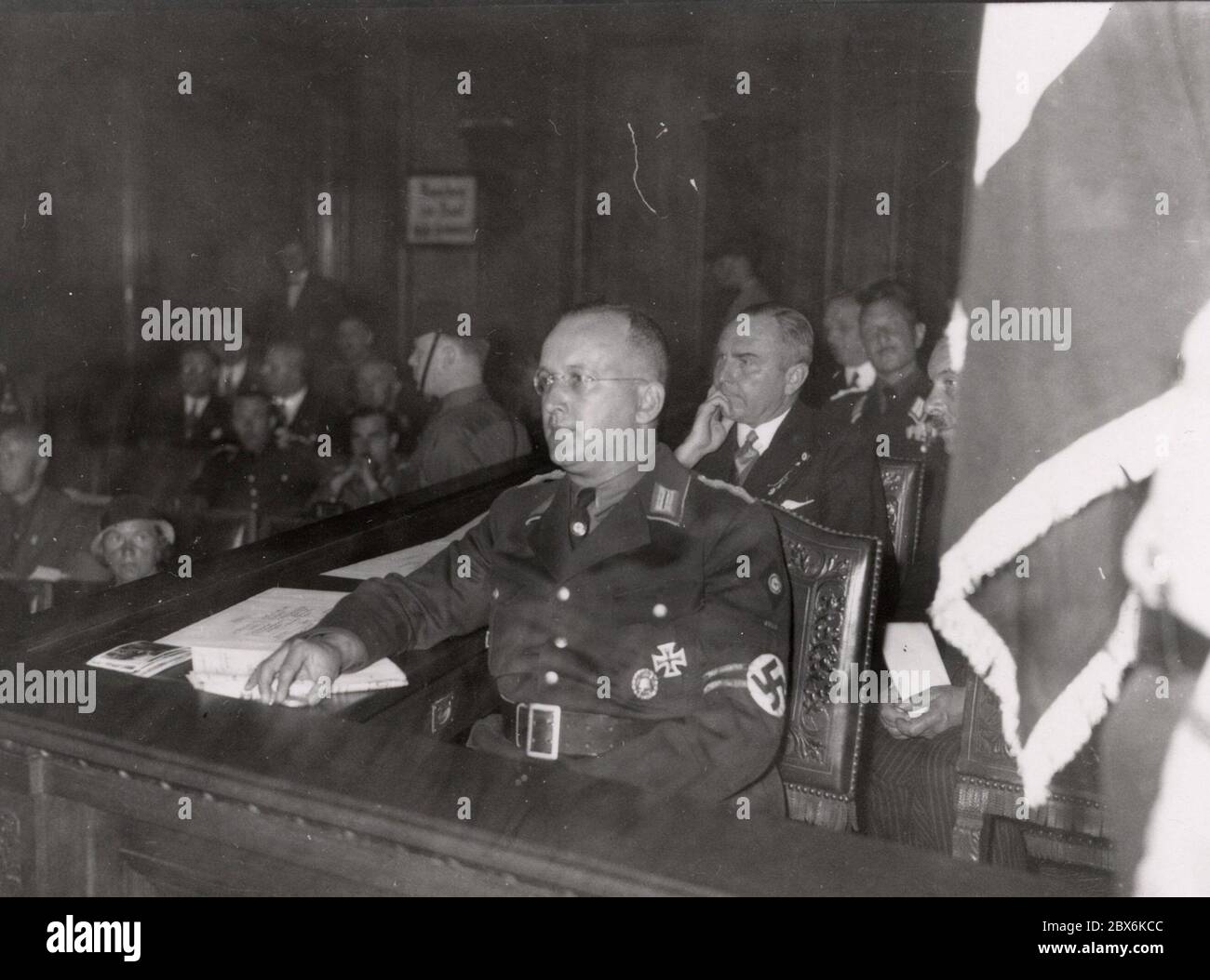 Oberlindober Heinrich Hoffmann fotografa 1933 il fotografo ufficiale di Adolf Hitler, e un politico e editore nazista, che era un membro del circolo intimo di Hitler. Foto Stock