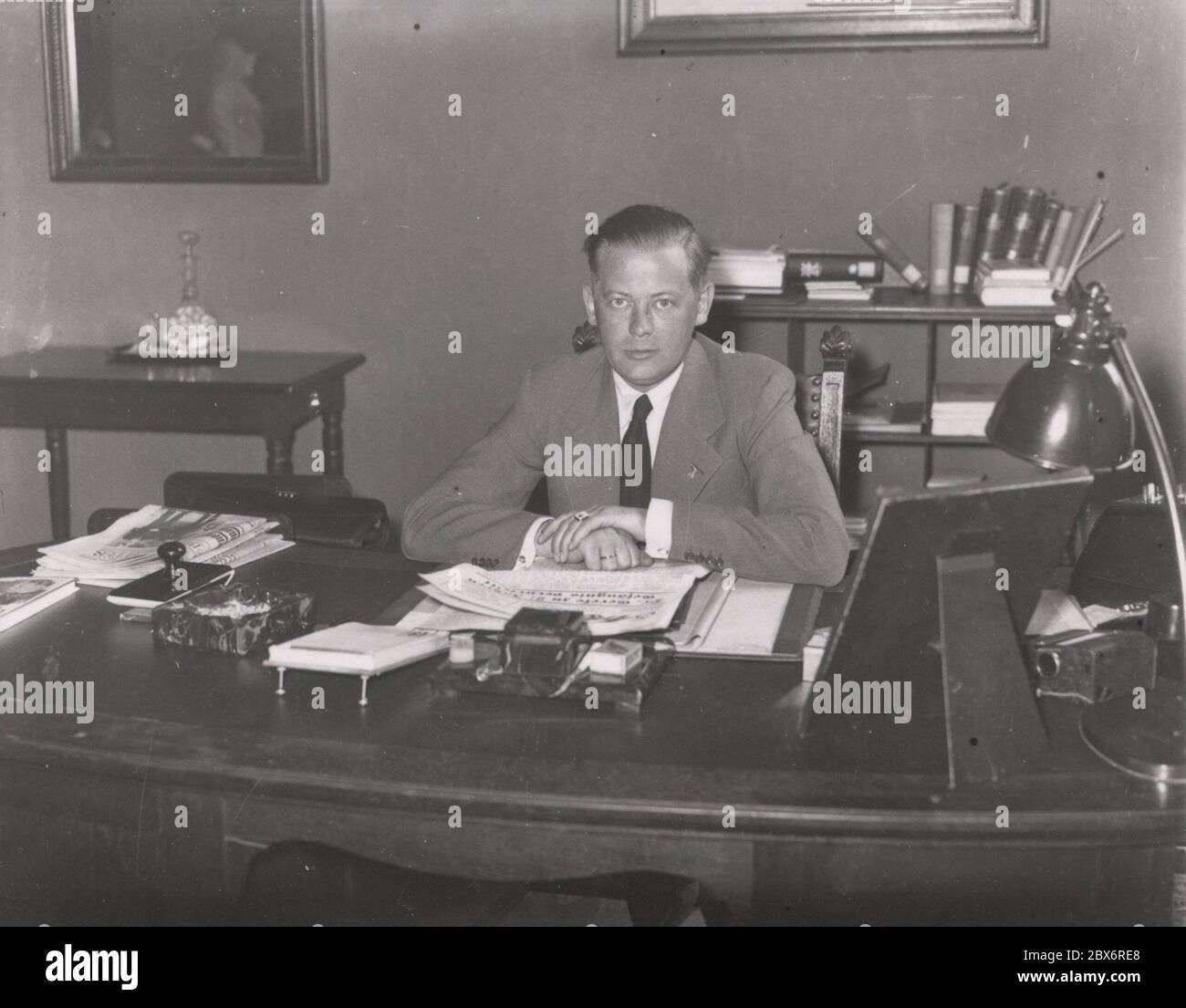 Heinrich Hoffmann Fotografie Heinrich Hoffmann Fotografie 1933 fotografo ufficiale di Adolf Hitler, e un politico e editore nazista, che era un membro del circolo intimo di Hitler. Foto Stock