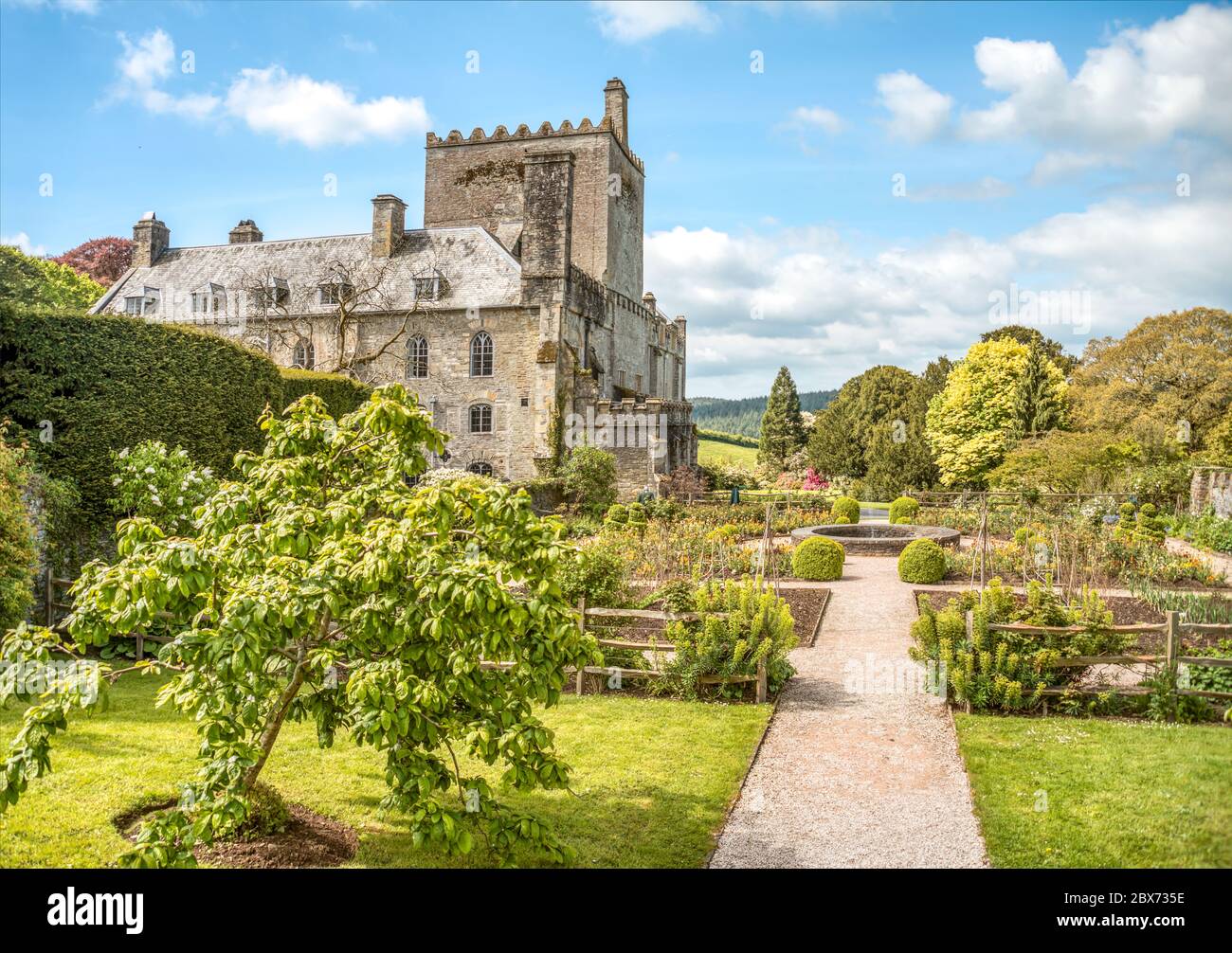 Buckland Abbey e giardini, un 700-anno-vecchia casa in Buckland Monachorum, vicino a Yelverton, Devon, Inghilterra Foto Stock