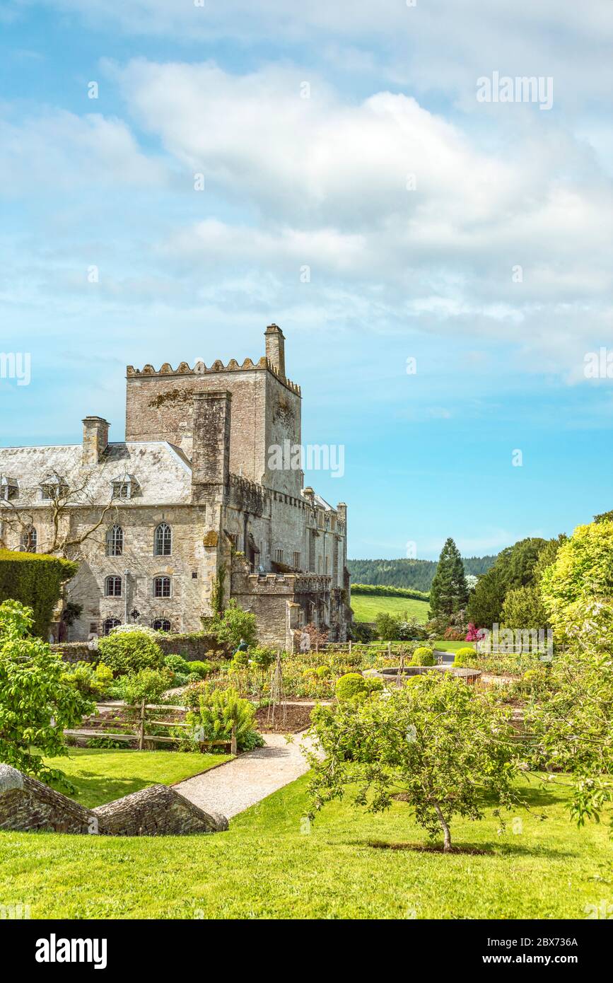 Buckland Abbey e giardini, un 700-anno-vecchia casa in Buckland Monachorum, vicino a Yelverton, Devon, Inghilterra Foto Stock