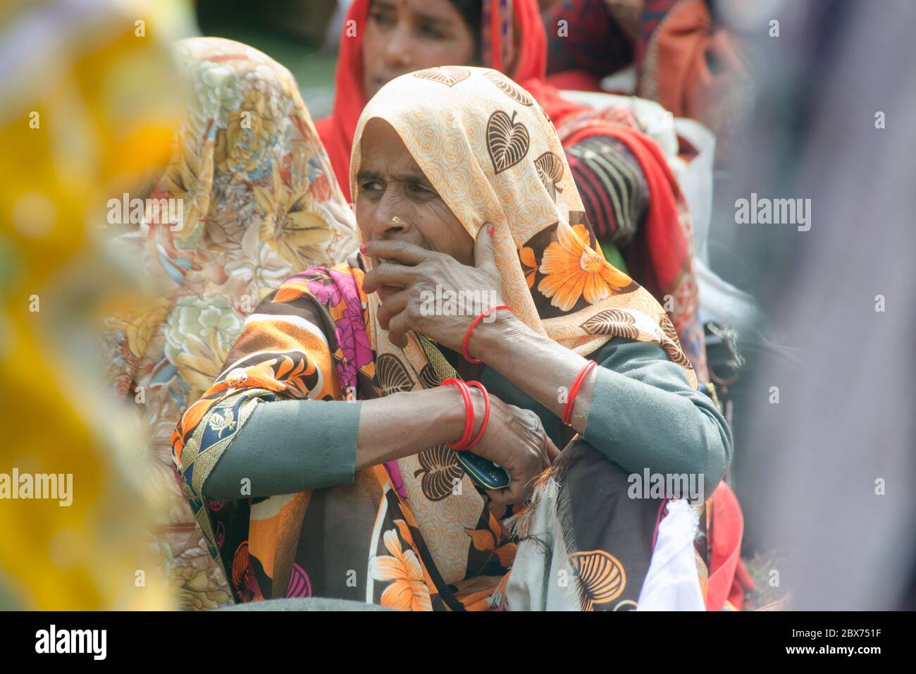 kolkata bengala occidentale india il 11 gennaio 2020: ritratto di un pellegrino al campo di transito gangasagar kolkata bengala occidentale india Foto Stock