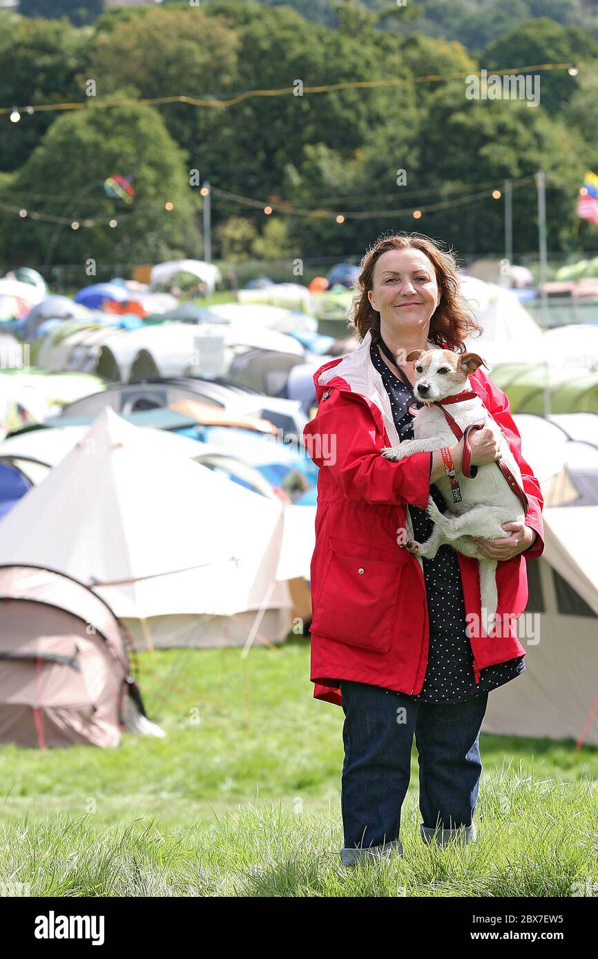 Fiona Stewart è direttore e proprietario del Green Man Festival, un festival musicale indipendente annuale a Crickhowell, Galles. Si siede anche come c Foto Stock