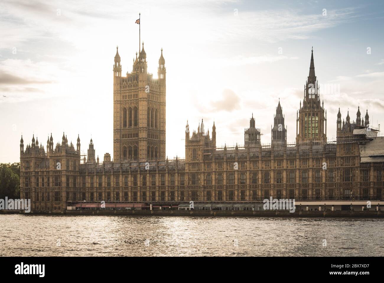 Westminster Palace a Londra al tramonto Foto Stock