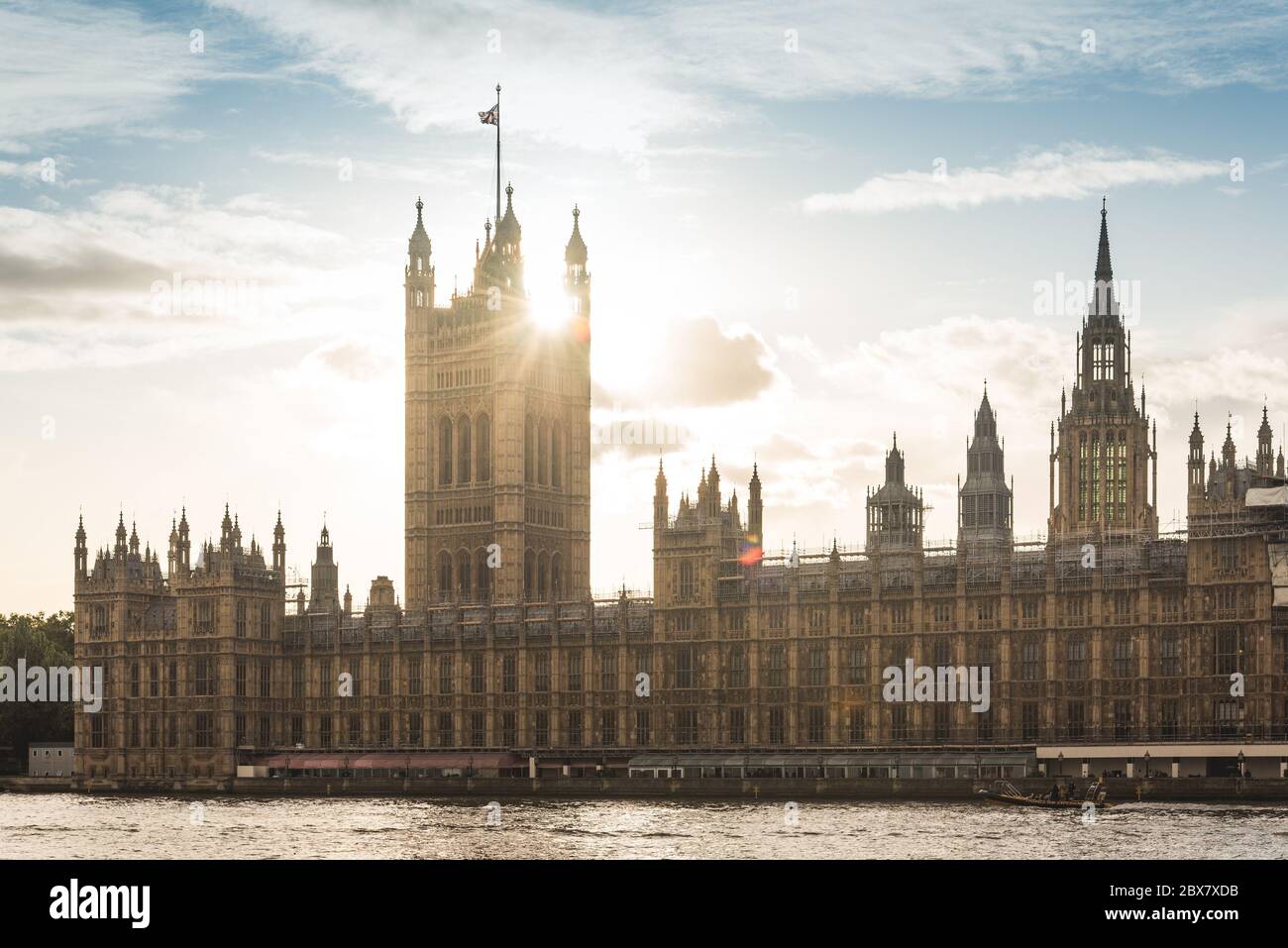 Westminster Palace a Londra al tramonto Foto Stock