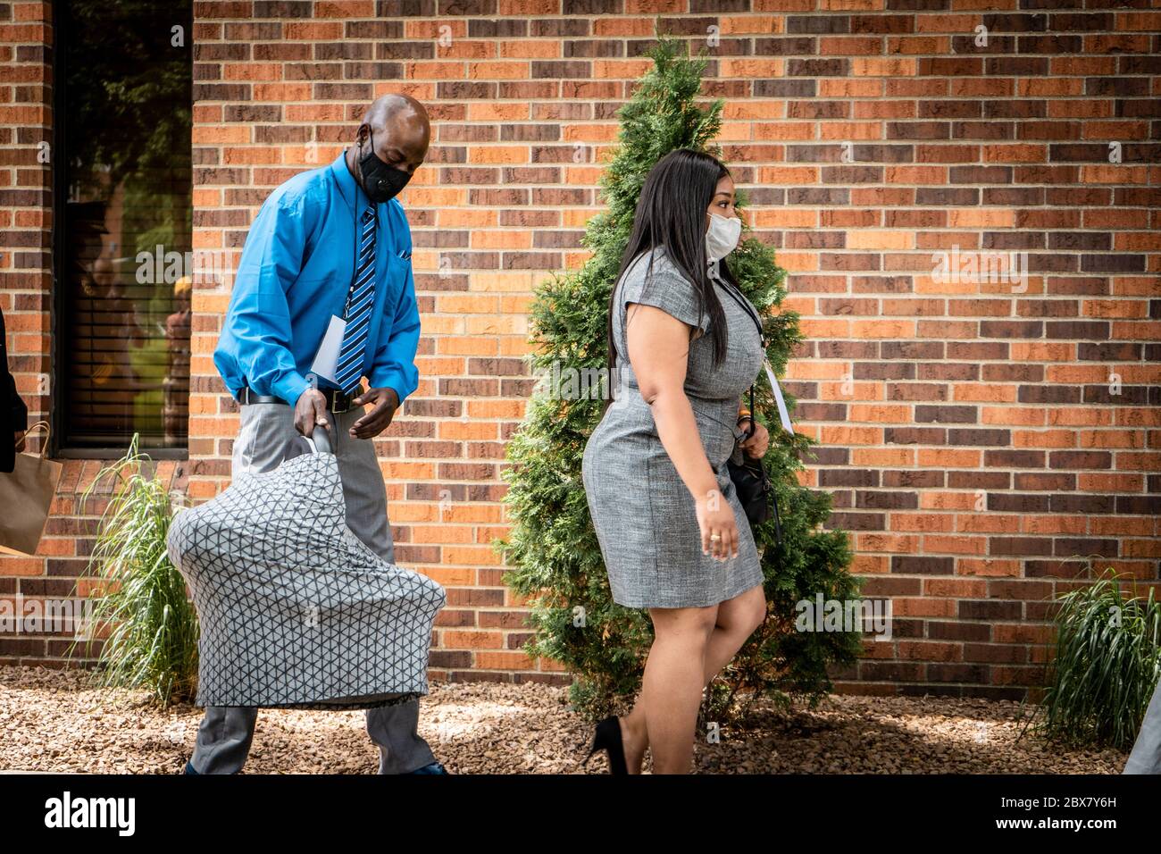 Minneapolis, Minnesota / USA - Giugno 04 2020: I membri della famiglia George Floyd arrivano per il servizio commemorativo dopo la Black Lives Matter minneapolis protestano un Foto Stock