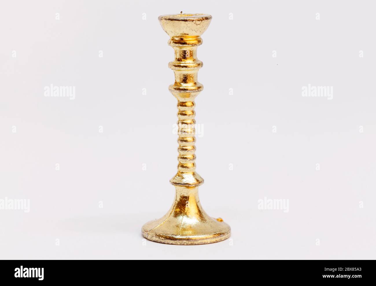 un candelabro in oro per una casa delle bambole Foto Stock