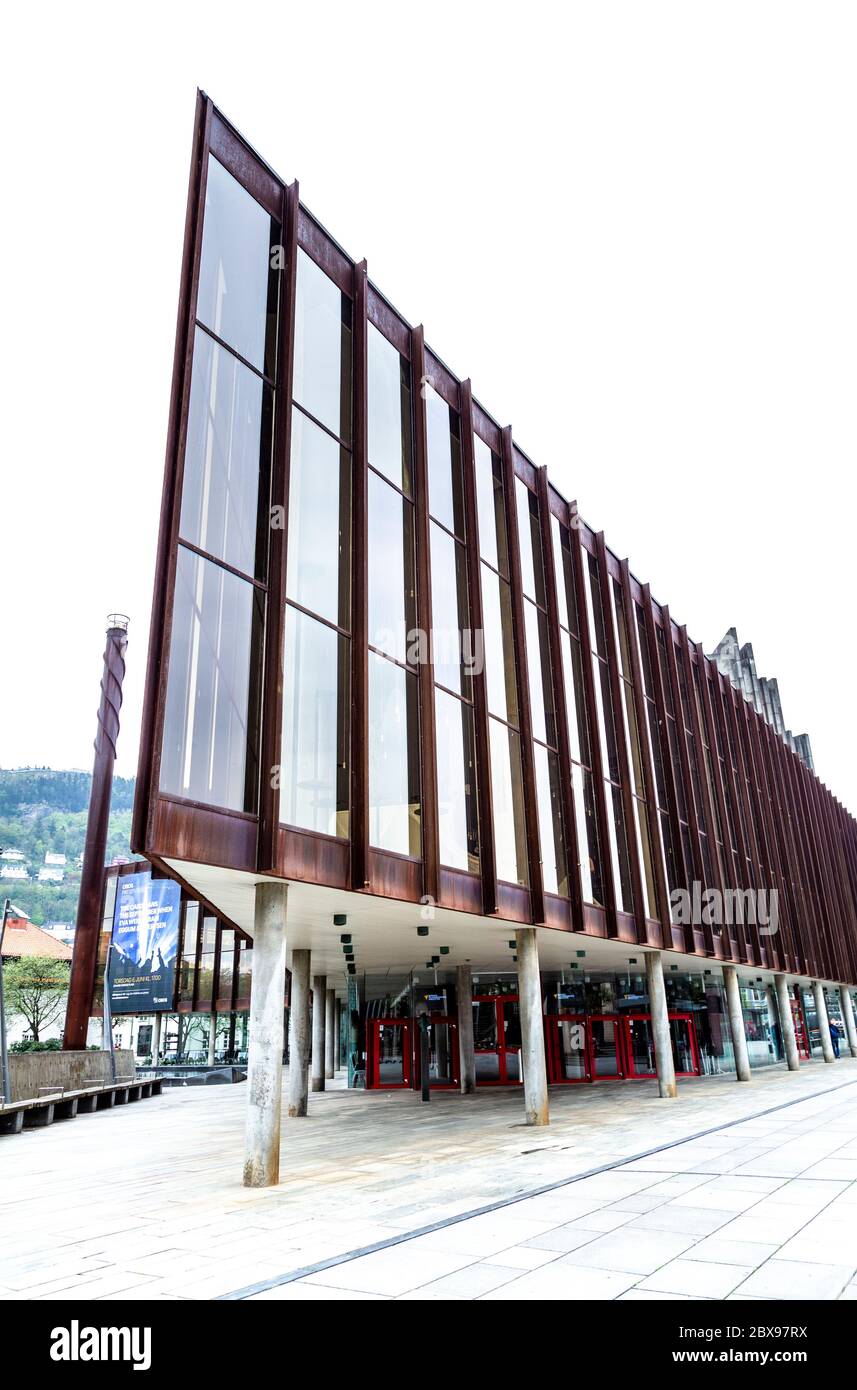 Esterno del alla Sala Grieg, Edvard Griegs' Square, Bergen, Norvegia Foto Stock