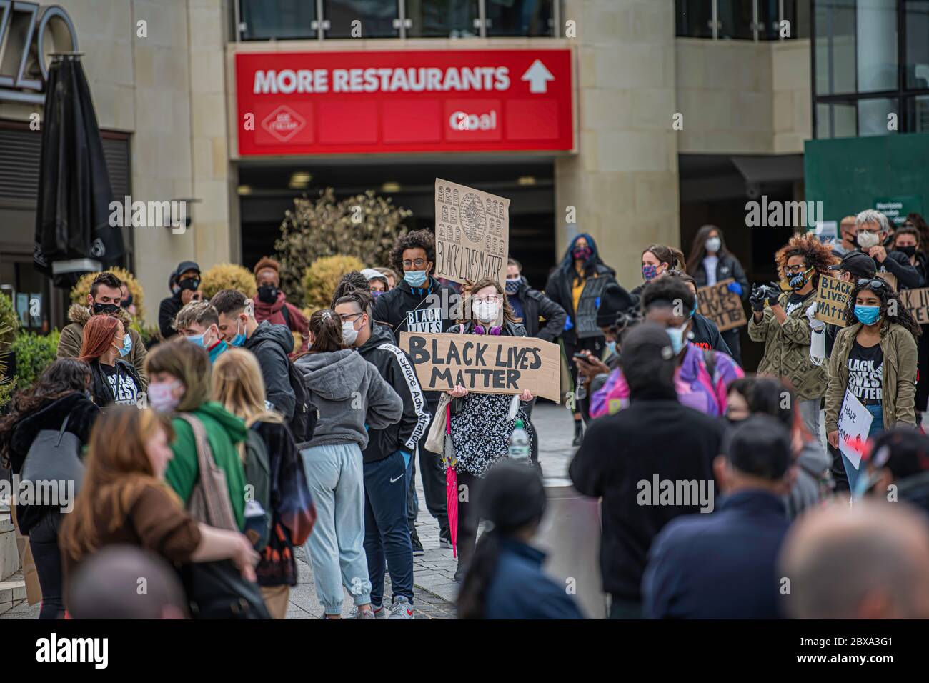 Swindon Black Lives Matter protesta, protesta pacifica contro il Reggente circa il 2020 giugno Foto Stock