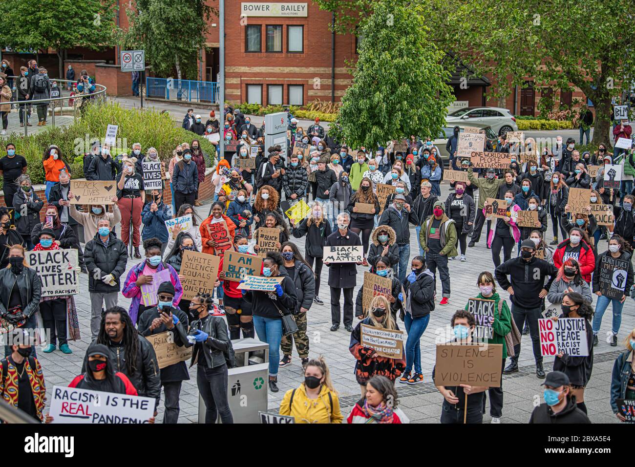 Swindon Black Lives Matter protesta, protesta pacifica contro il Reggente circa il 2020 giugno Foto Stock