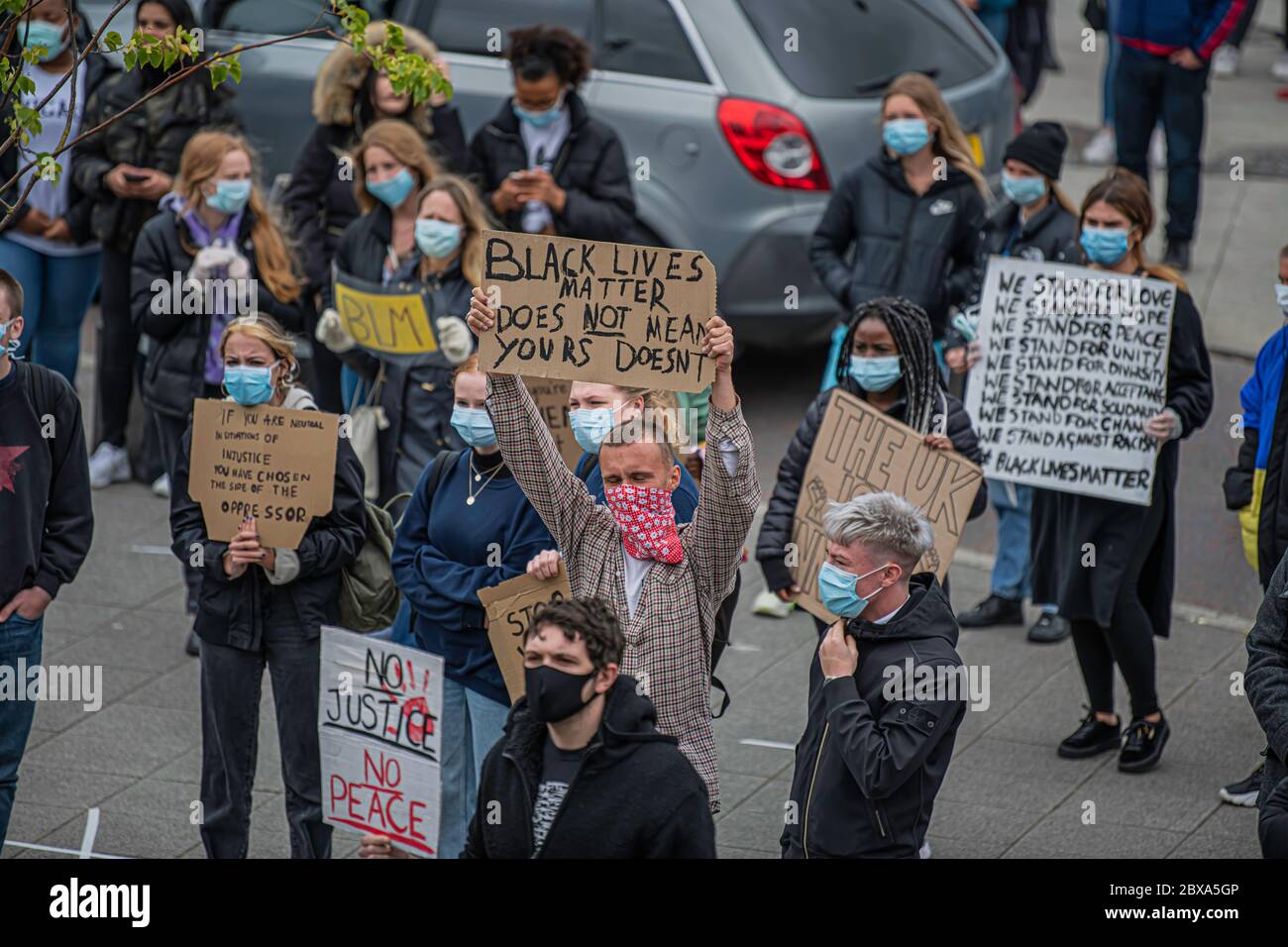 Swindon Black Lives Matter protesta, protesta pacifica contro il Reggente circa il 2020 giugno Foto Stock