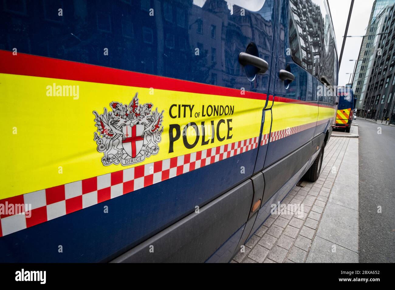 Londra- City of London Police van su Bishopgate Foto Stock