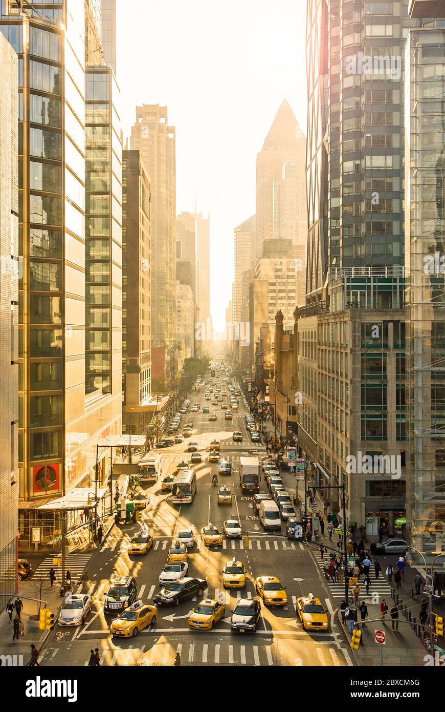 City Street veduta aerea sopraelevata di New York Foto Stock