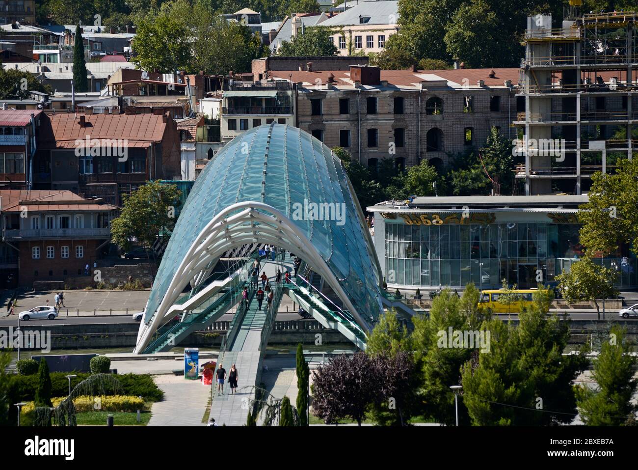 Tbilisi: Ponte della Pace. Repubblica di Georgia Foto Stock