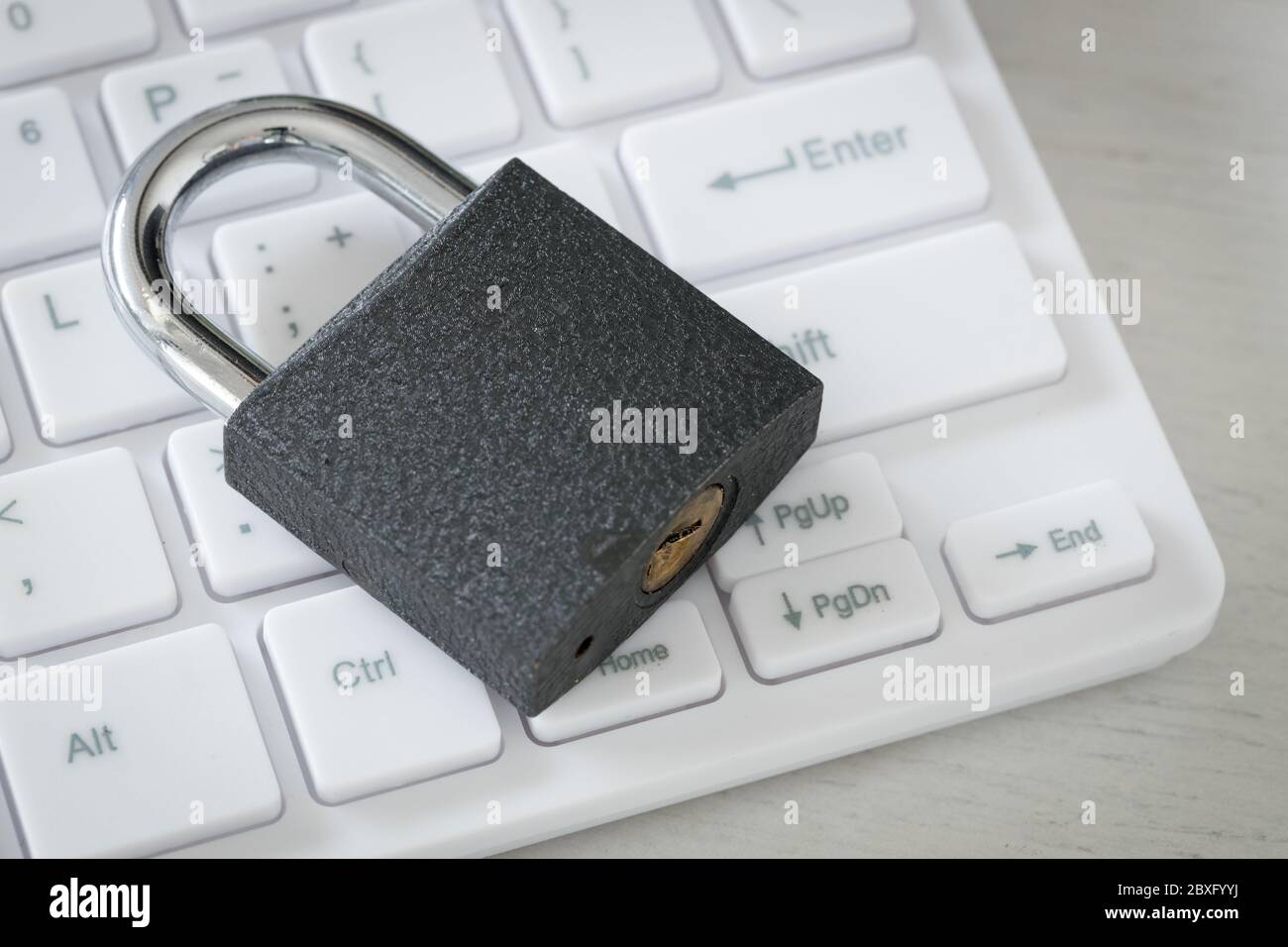 Tastiera per computer con lucchetto, Concept, Invio, sicurezza Web, minacce Internet Foto Stock