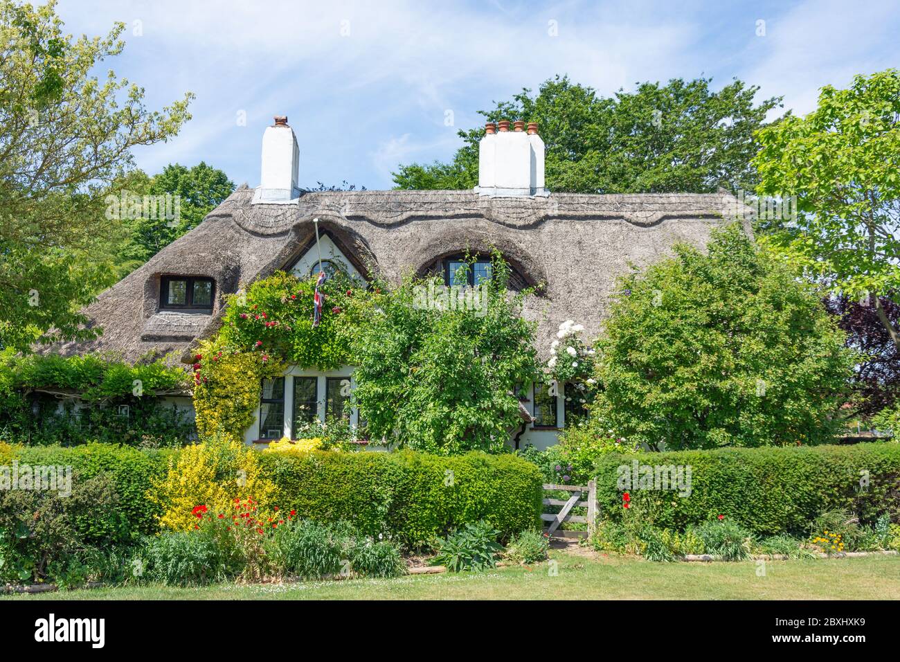 Cottage di paglia sul Green, Littlewick Green, Berkshire, Inghilterra, Regno Unito Foto Stock