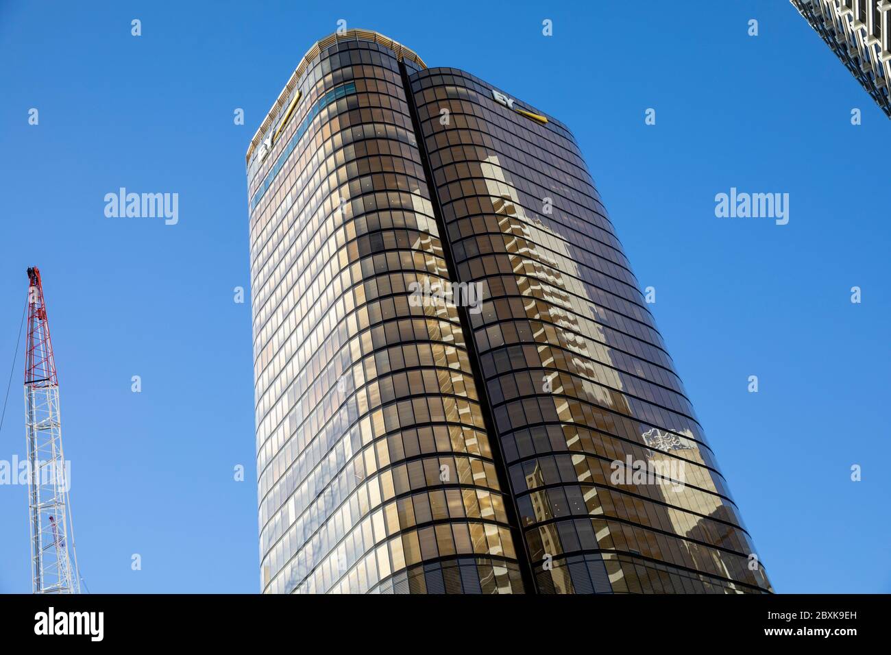 Alta architettura e sviluppo di Sydney, edificio alto 200 George Street con EY come inquilino, nel centro citta' di Sydney, NSW, Australia Foto Stock