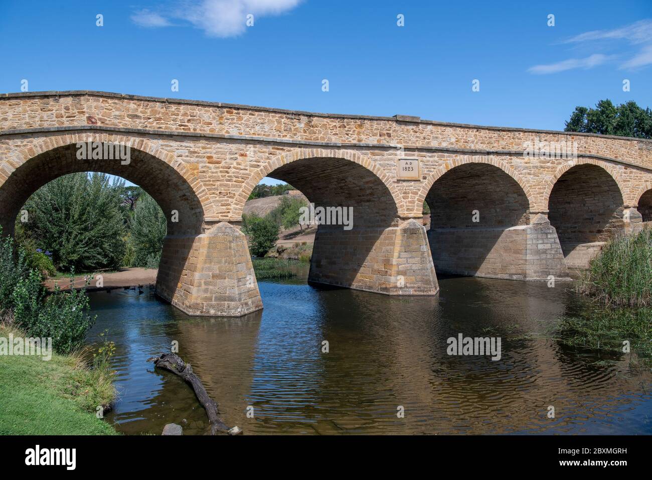 Old Stone Bridge costruito nel 1823 Richmond Tasmania Australia Foto Stock