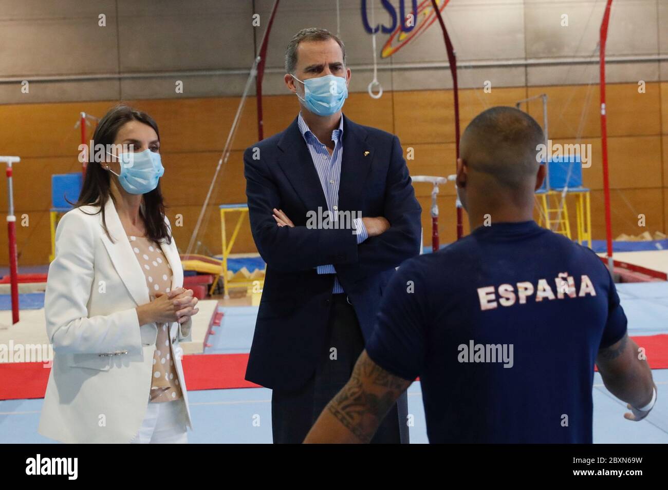 MADRID, SPAGNA- i re di Spagna Felipe VI e la regina Leticia visitano oggi, 8 giugno 2020, il Centro di alta prestazione del Consiglio superiore dello Sport, nella Comunità di Madrid. La Spagna inizia la seconda fase di rilassamento, dopo gravi restrizioni sociali e di lavoro nella sua lotta contro COVID-19. Credit: Jorge Rey /Casa reale spagnola/MediaPunch Foto Stock