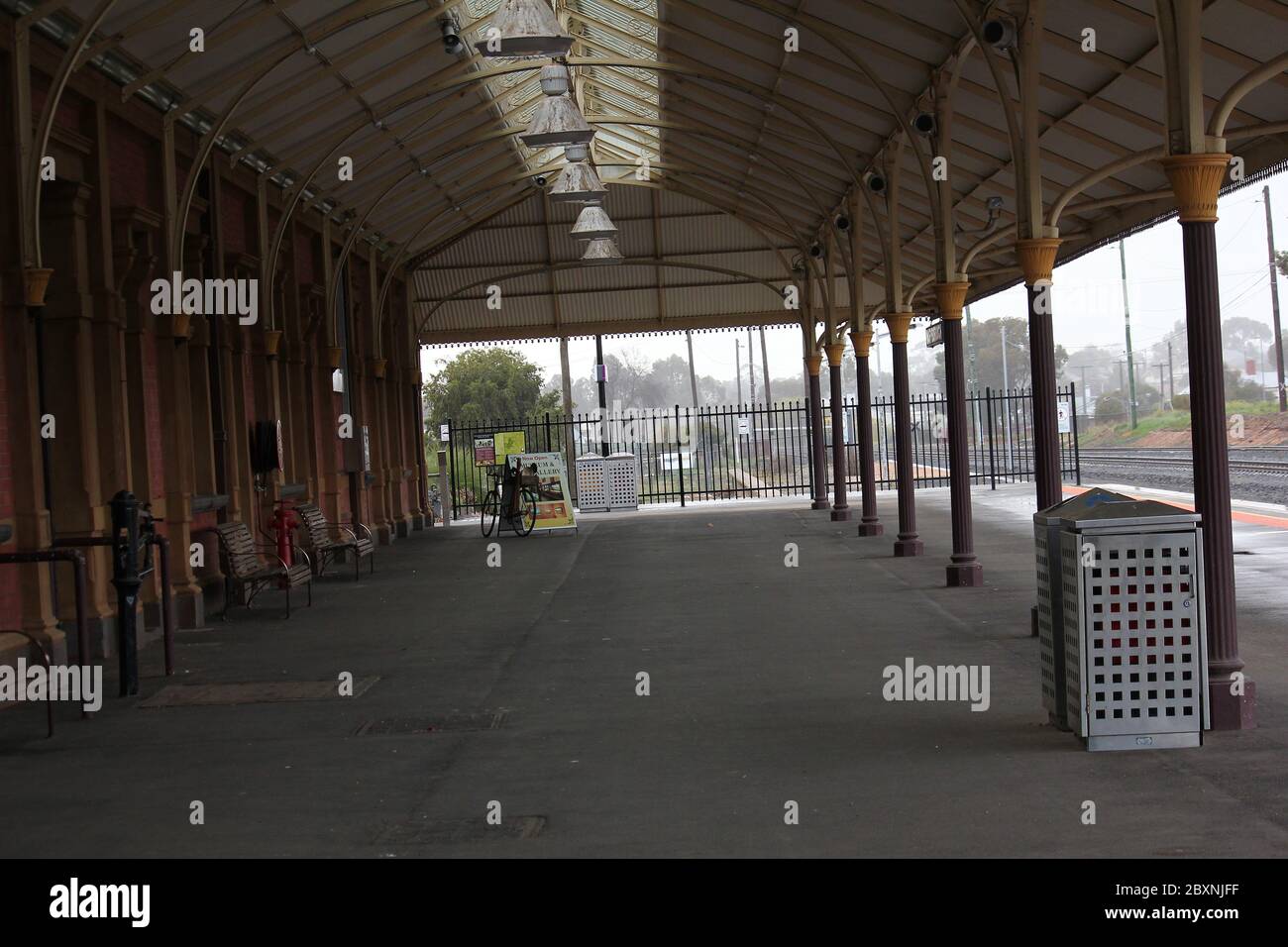 Grande stazione ferroviaria a Maryborough, Victoria Foto Stock