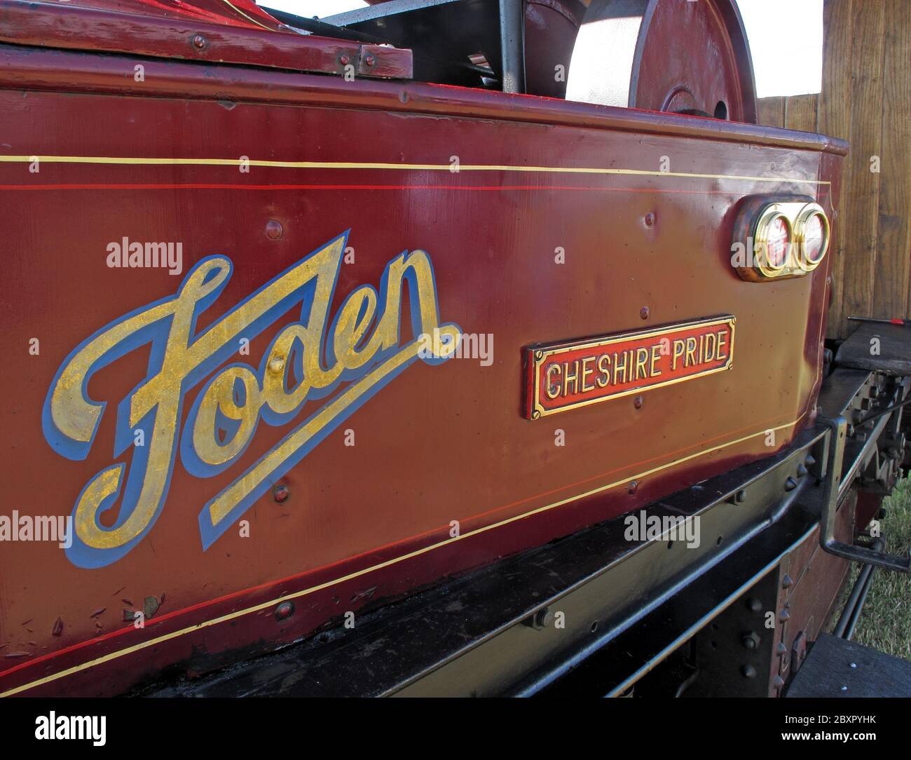 Foden Cheshire Pride, BY7646, showmans motore a vapore, Daresbury, estate, luglio 2011, Cheshire, Inghilterra, Regno Unito Foto Stock