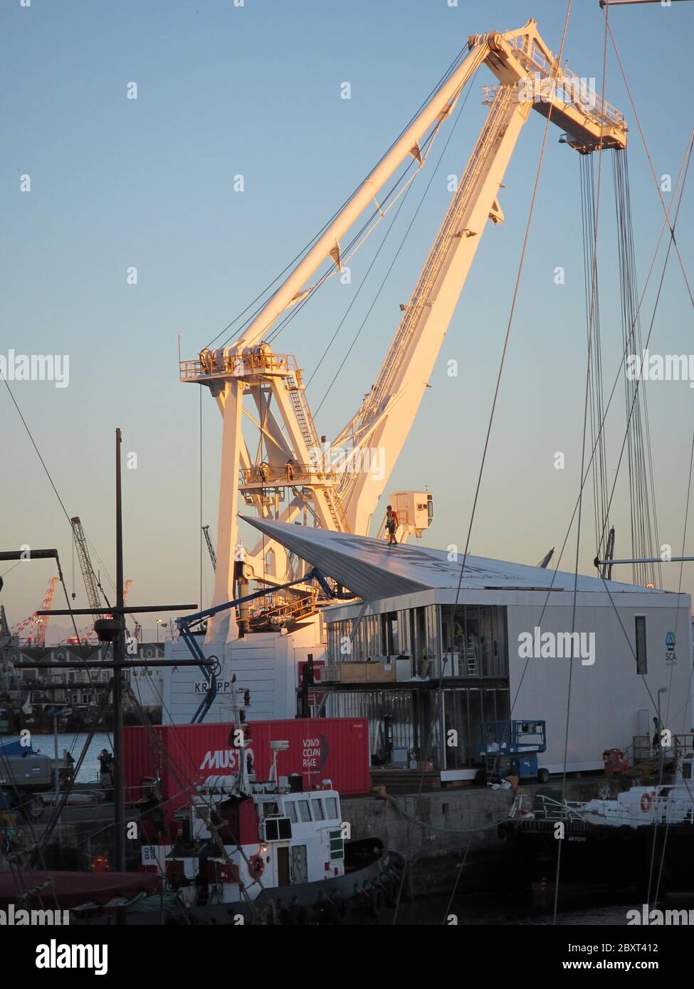 Gru galleggiante Inkunzi Foto Stock