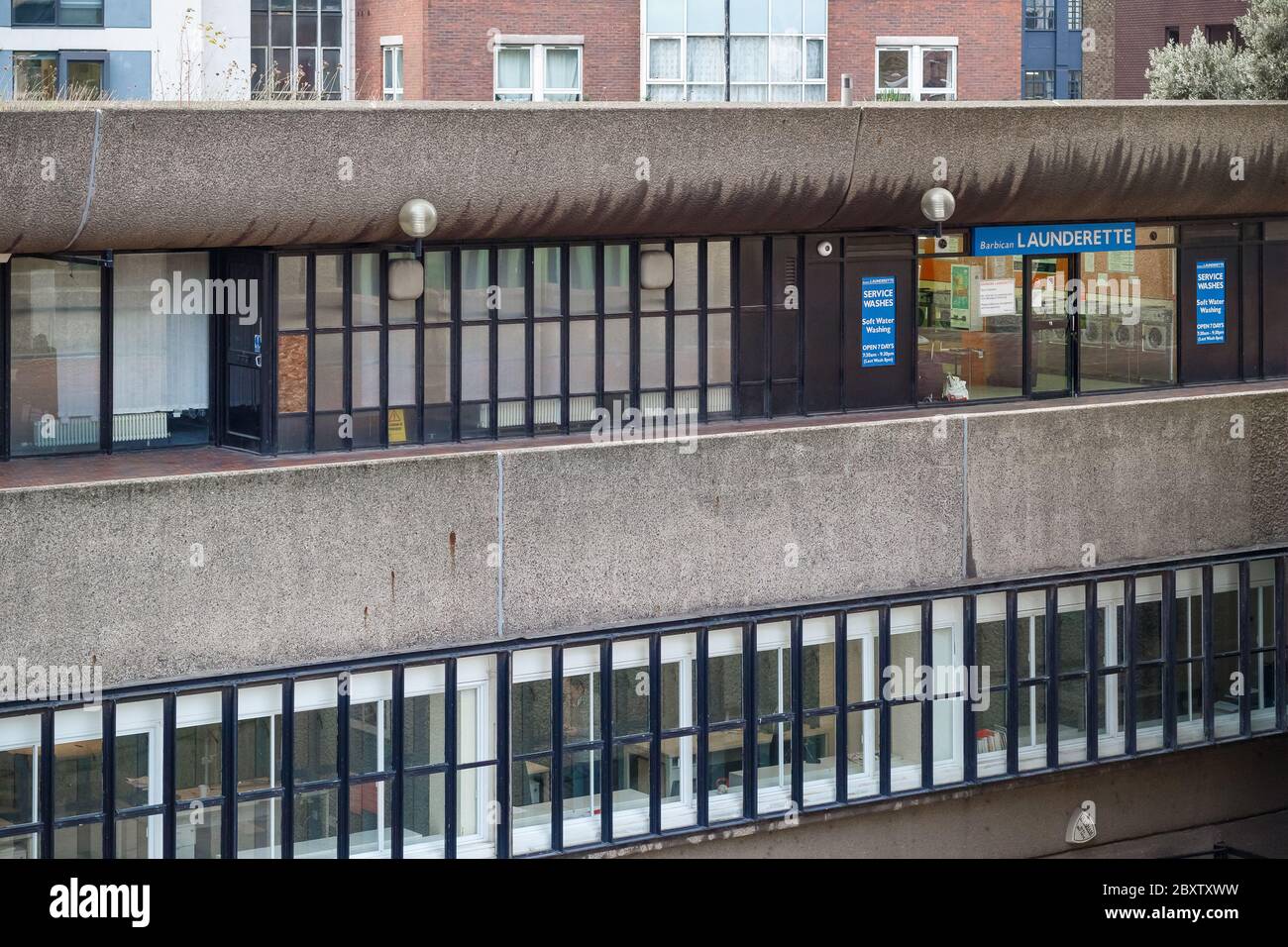 Lavanderia situata presso il complesso della tenuta Barbican Foto Stock