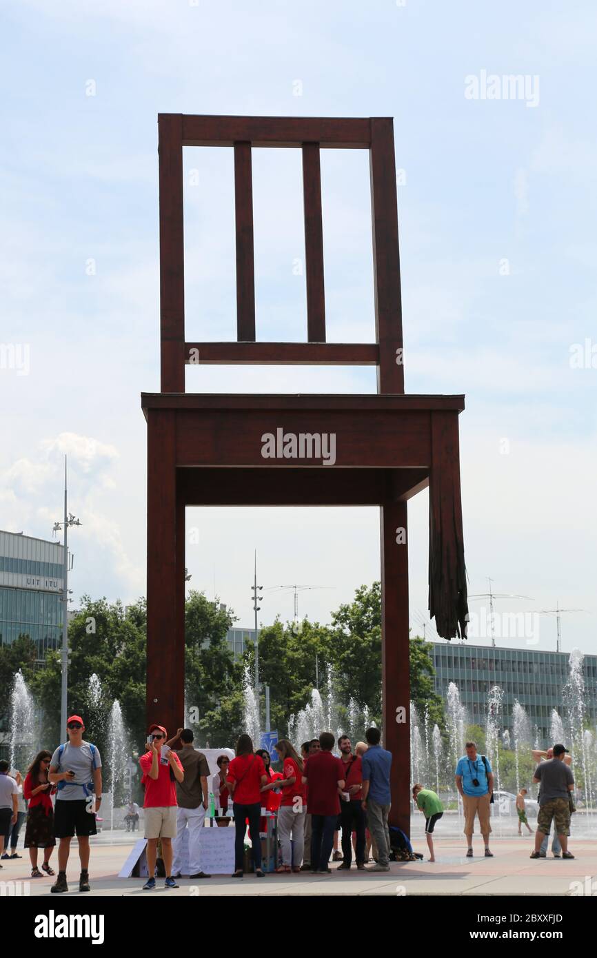 Monumento a tre gambe a Ginevra, Svizzera Foto Stock