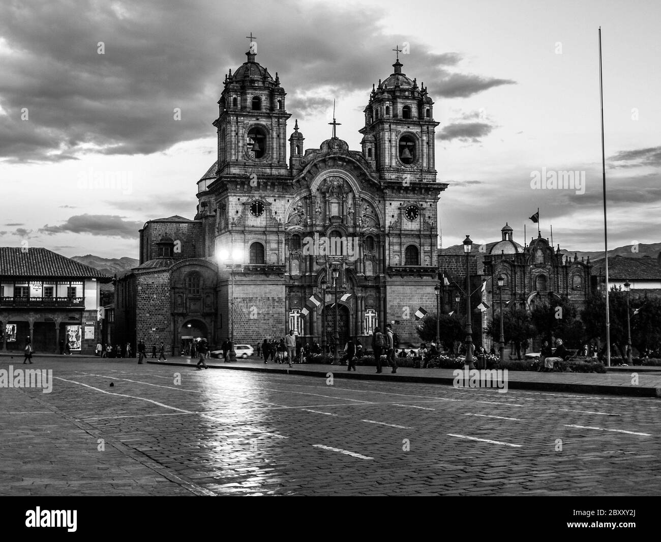 Chiesa della Società di Gesù - in spagnolo Iglesia la Compania de Jesus, Cusco, Perù. Immagine in bianco e nero. Foto Stock