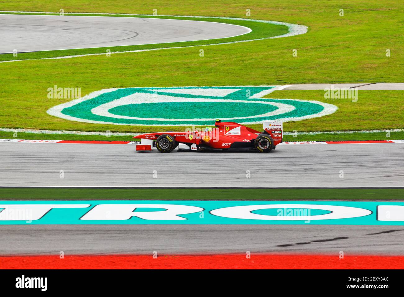 SEPANG, MALESIA - 9 APRILE: Felipe massa (team Scuderia Ferrari) alle qualifiche sul GP di Formula 1, 9 aprile 2011, Sepang, Malesia Foto Stock