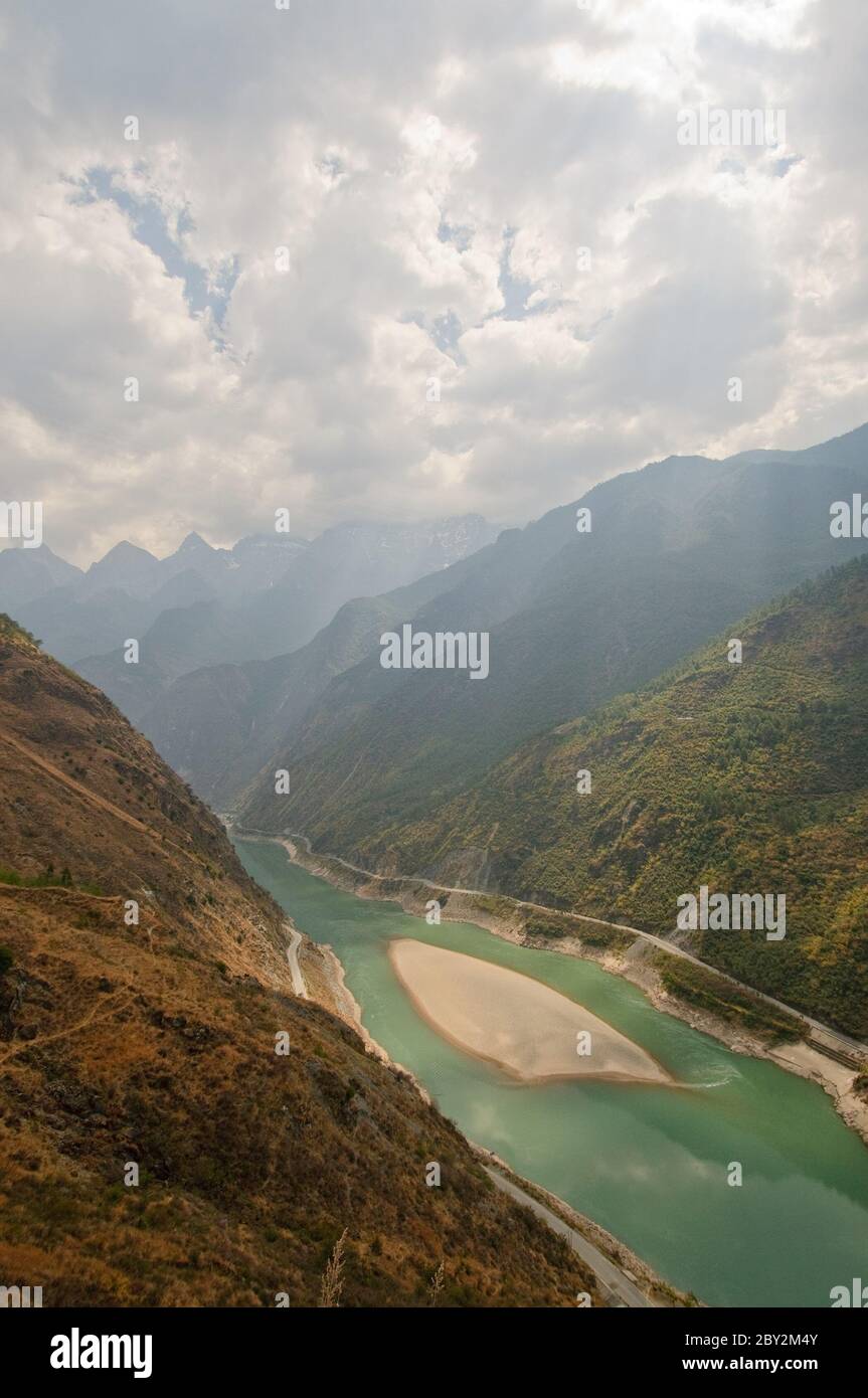 Tiger saltando gorge, Yunnan, Cina Foto Stock