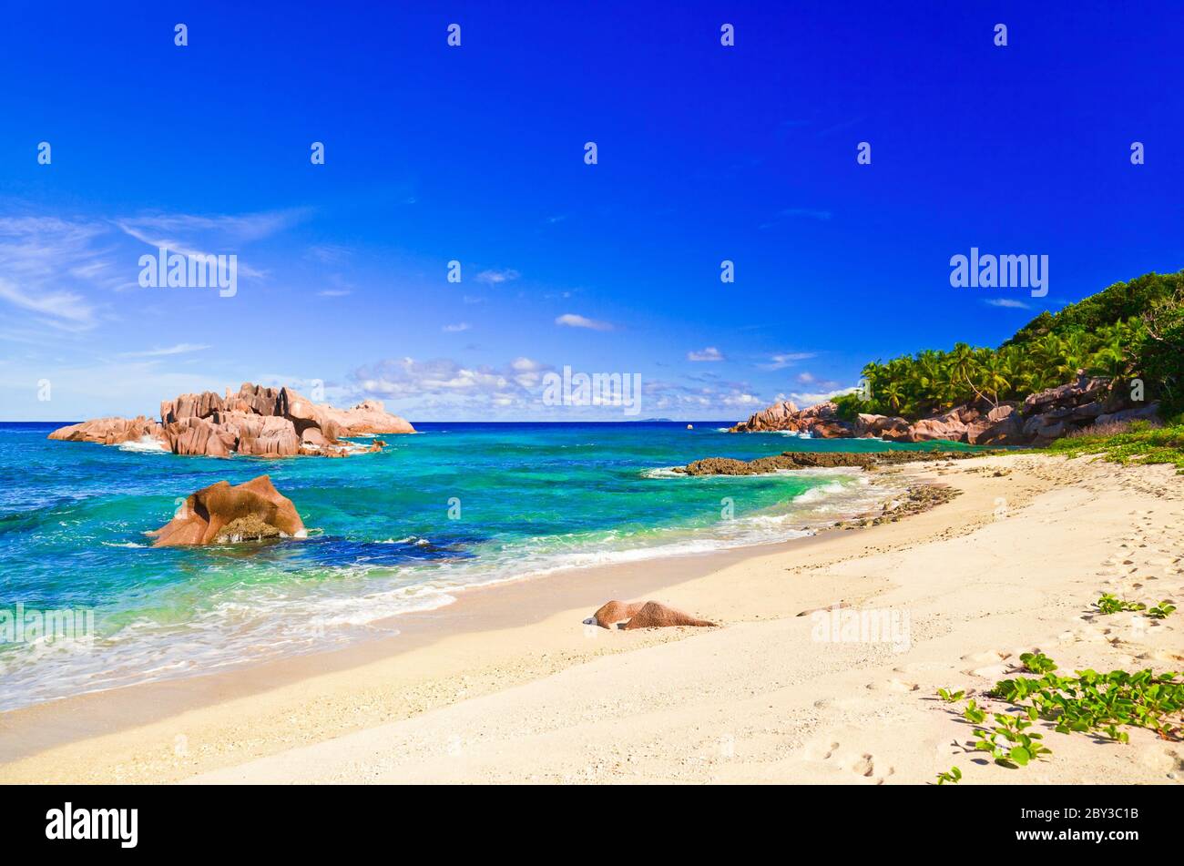 Spiaggia tropicale a Seychelles Foto Stock